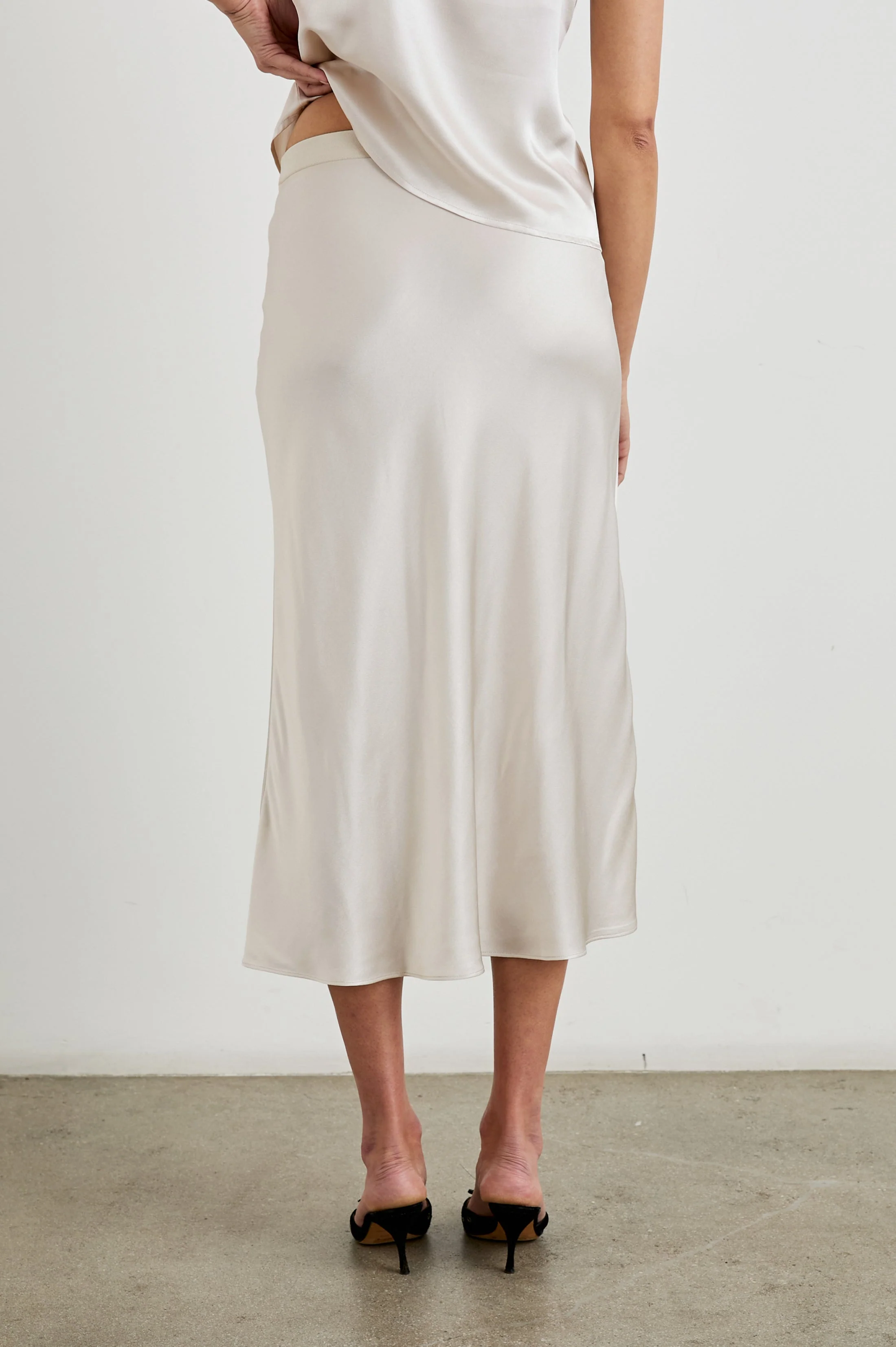 BERLIN SKIRT - IVORY - Image 12