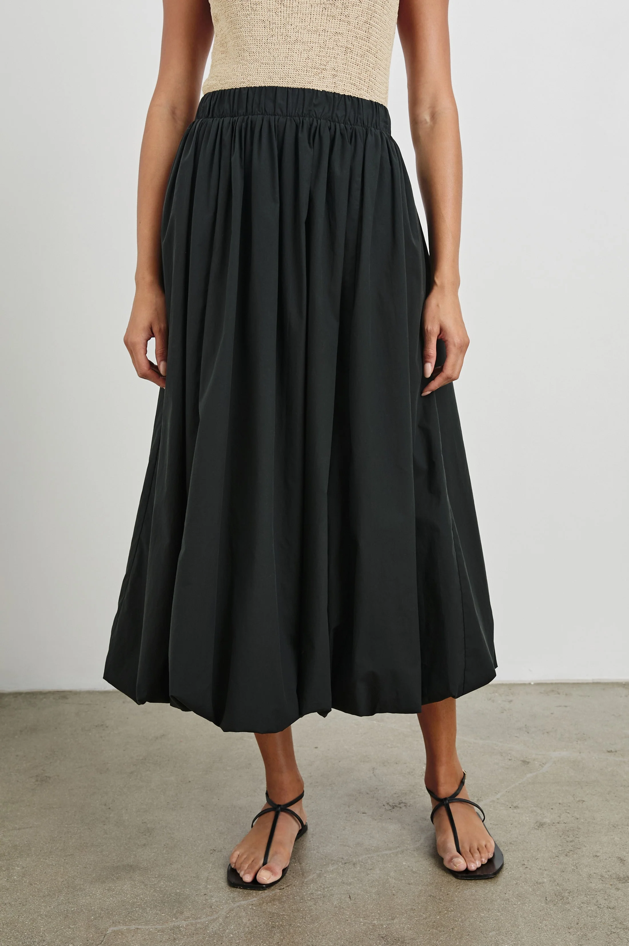CALA SKIRT - BLACK - Image 6