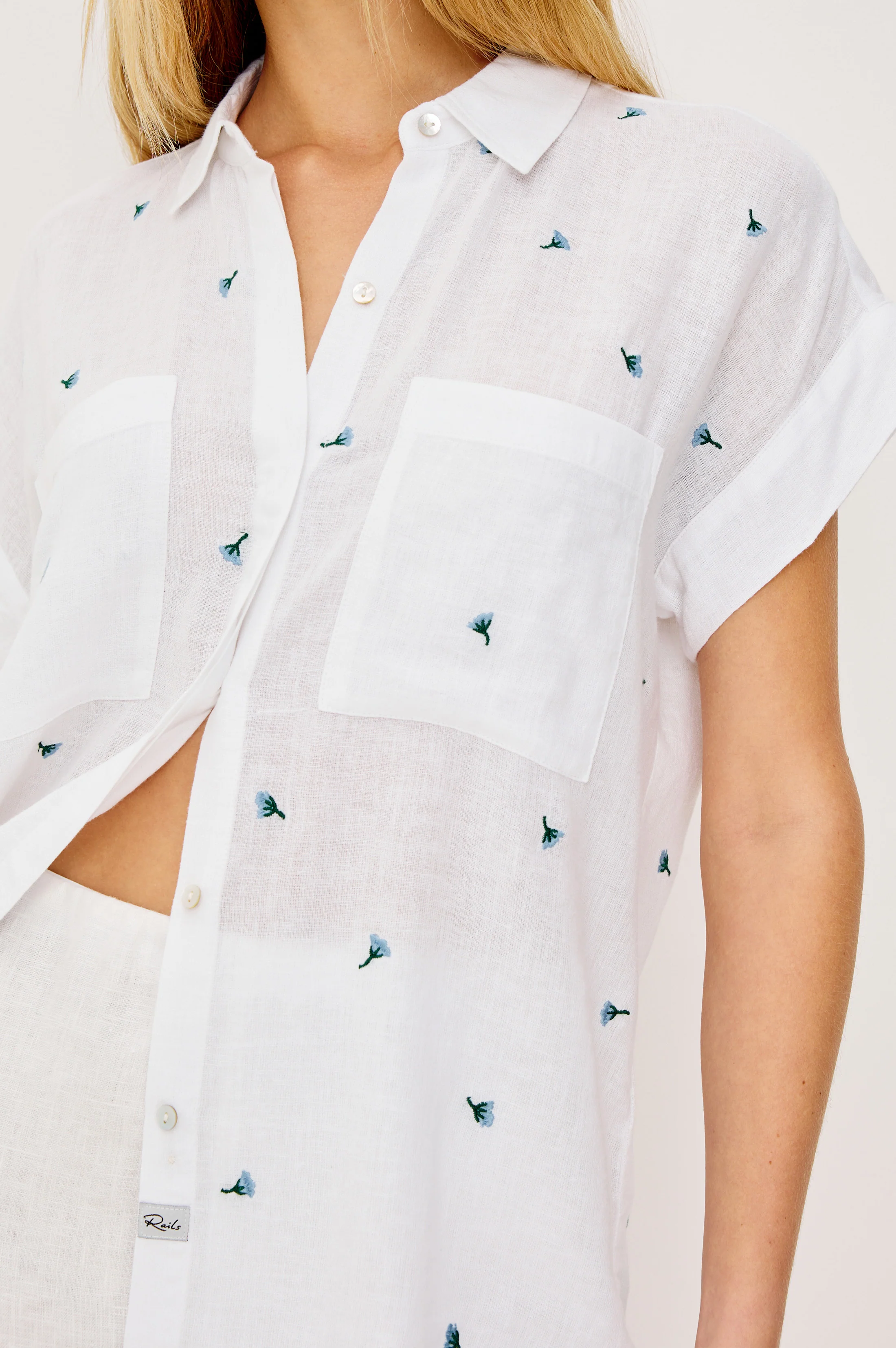 CITO SHIRT - BLUEBELL CARNATIONS - Image 2