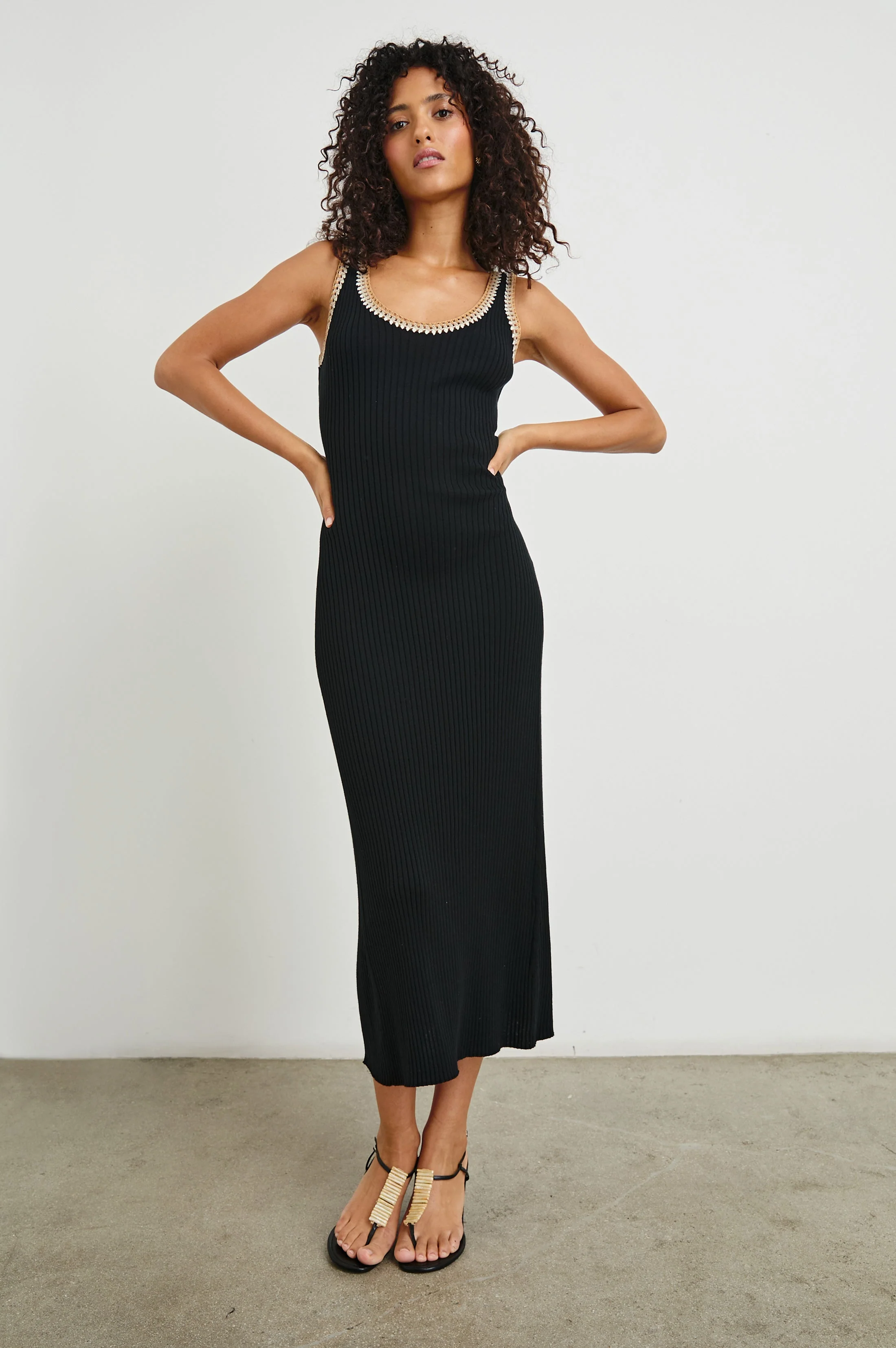 COLLEEN DRESS - BLACK
