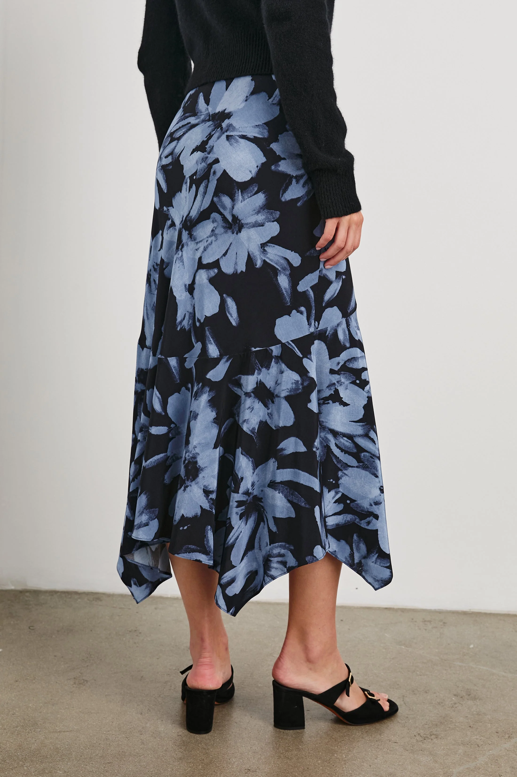 EDWINA SKIRT - MIDNIGHT LILY - Image 5