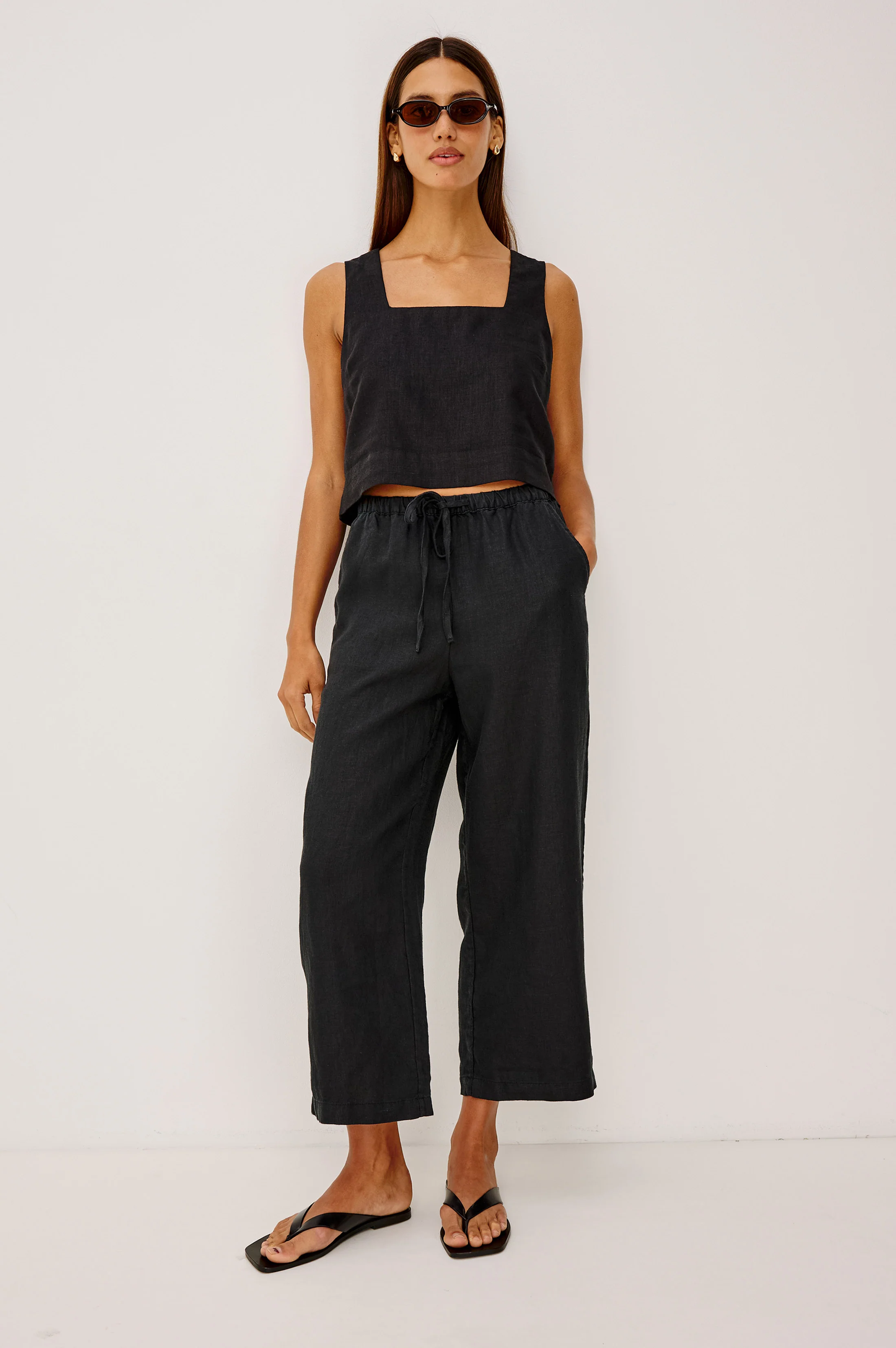 EMMIE CROP PANT - BLACK - Image 3