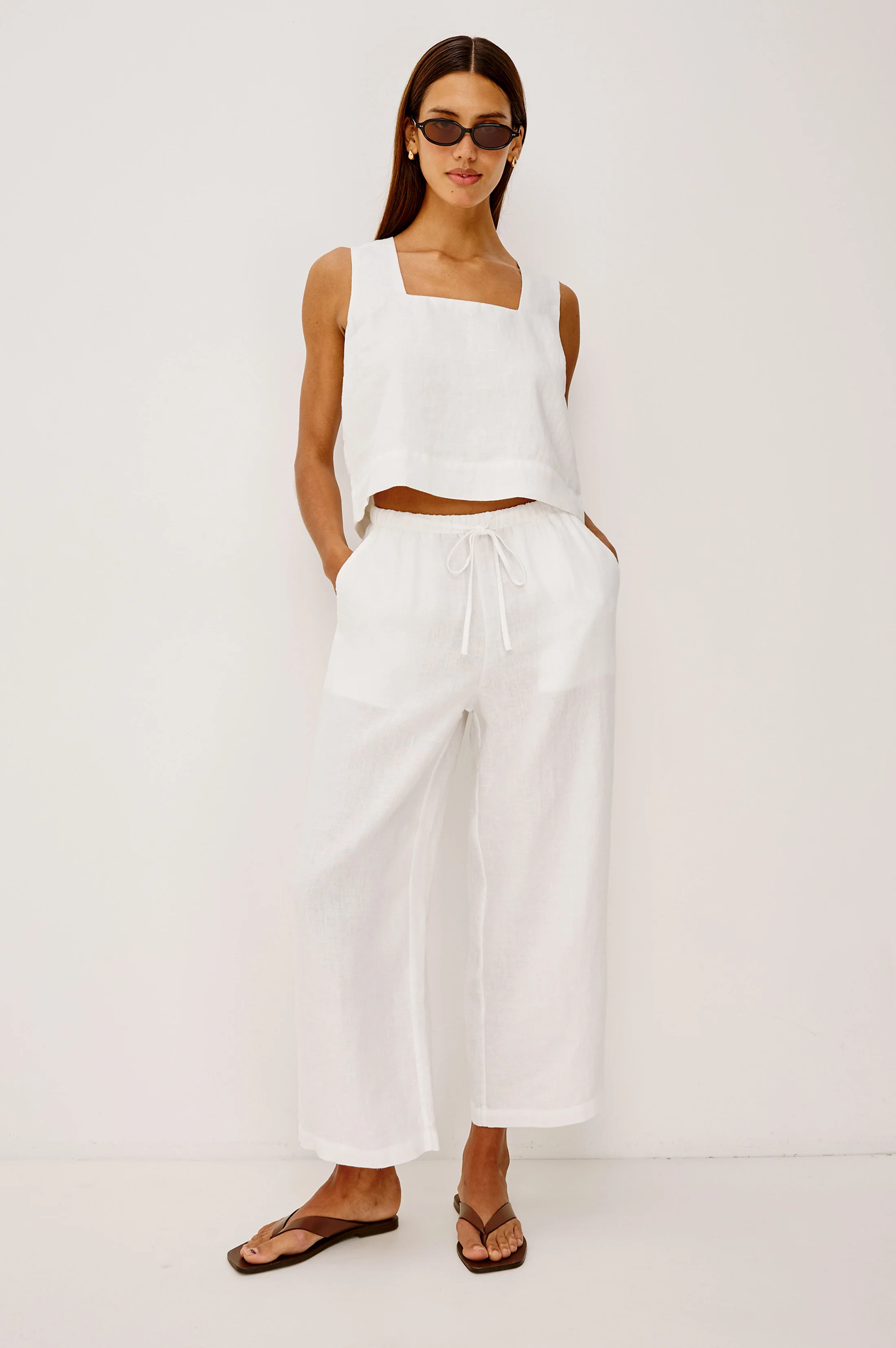 EMMIE CROP PANT - WHITE - Image 3