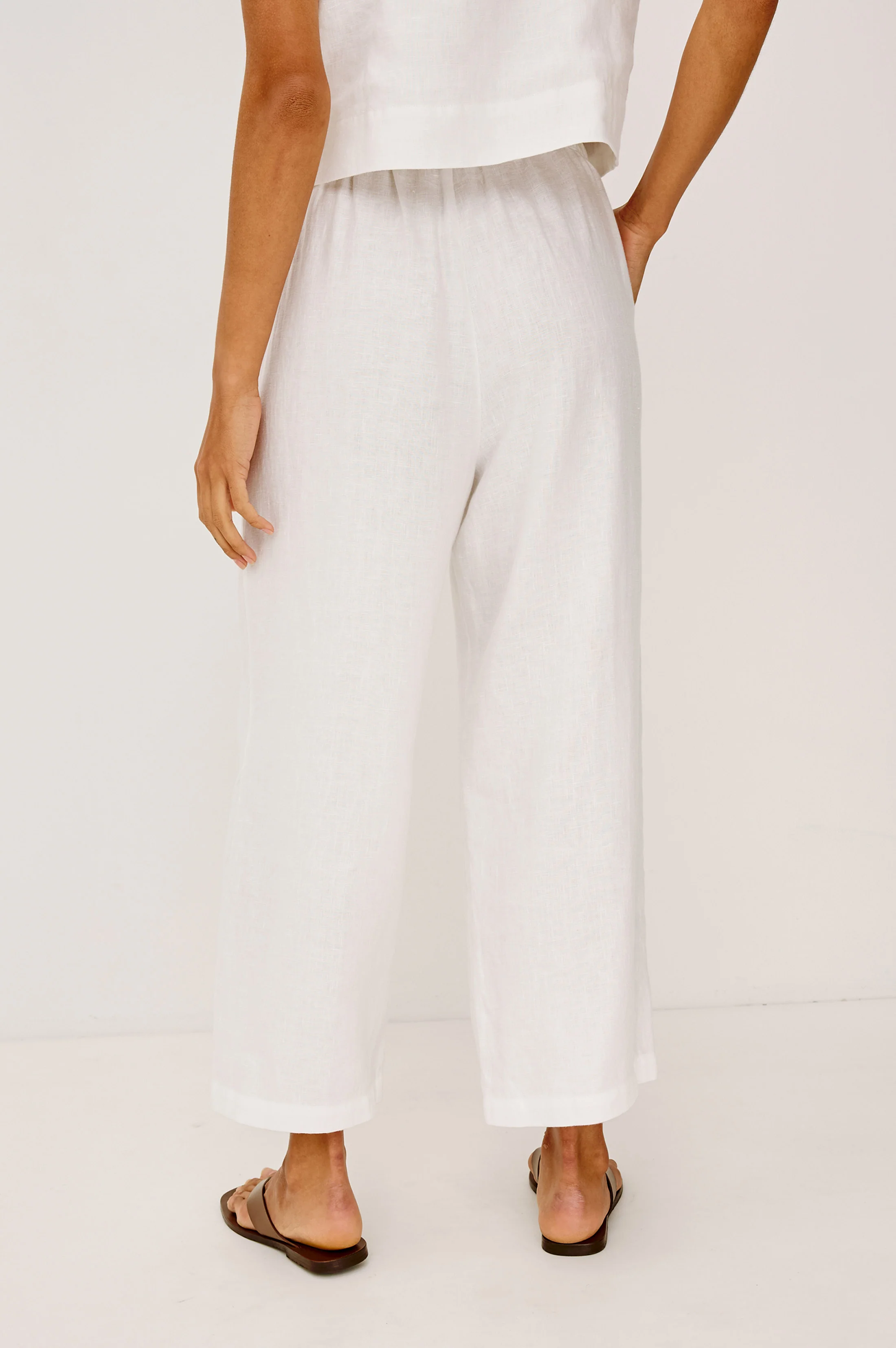 EMMIE CROP PANT - WHITE - Image 5