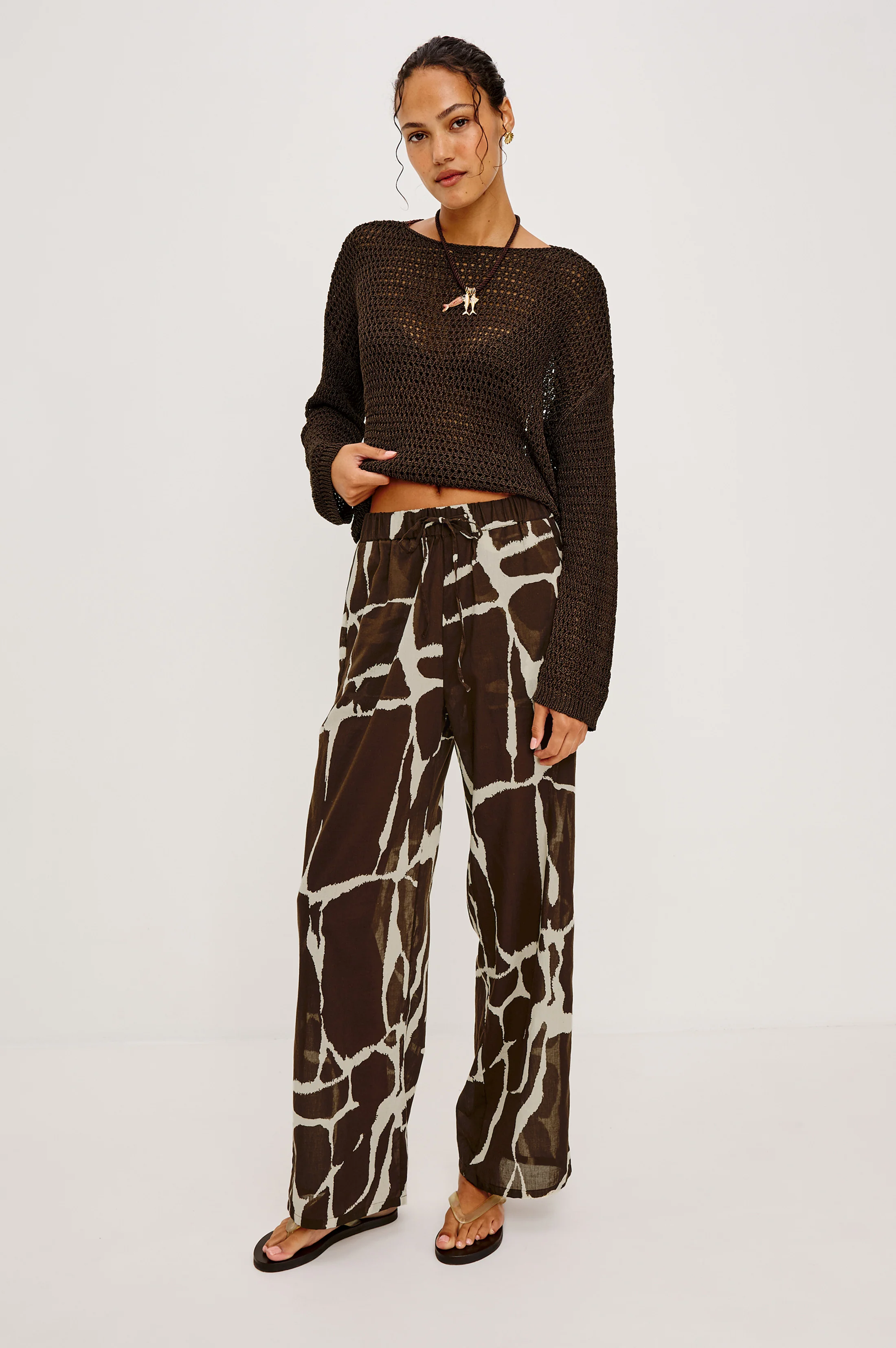 EVANGELINE SWEATER - ESPRESSO - Image 3