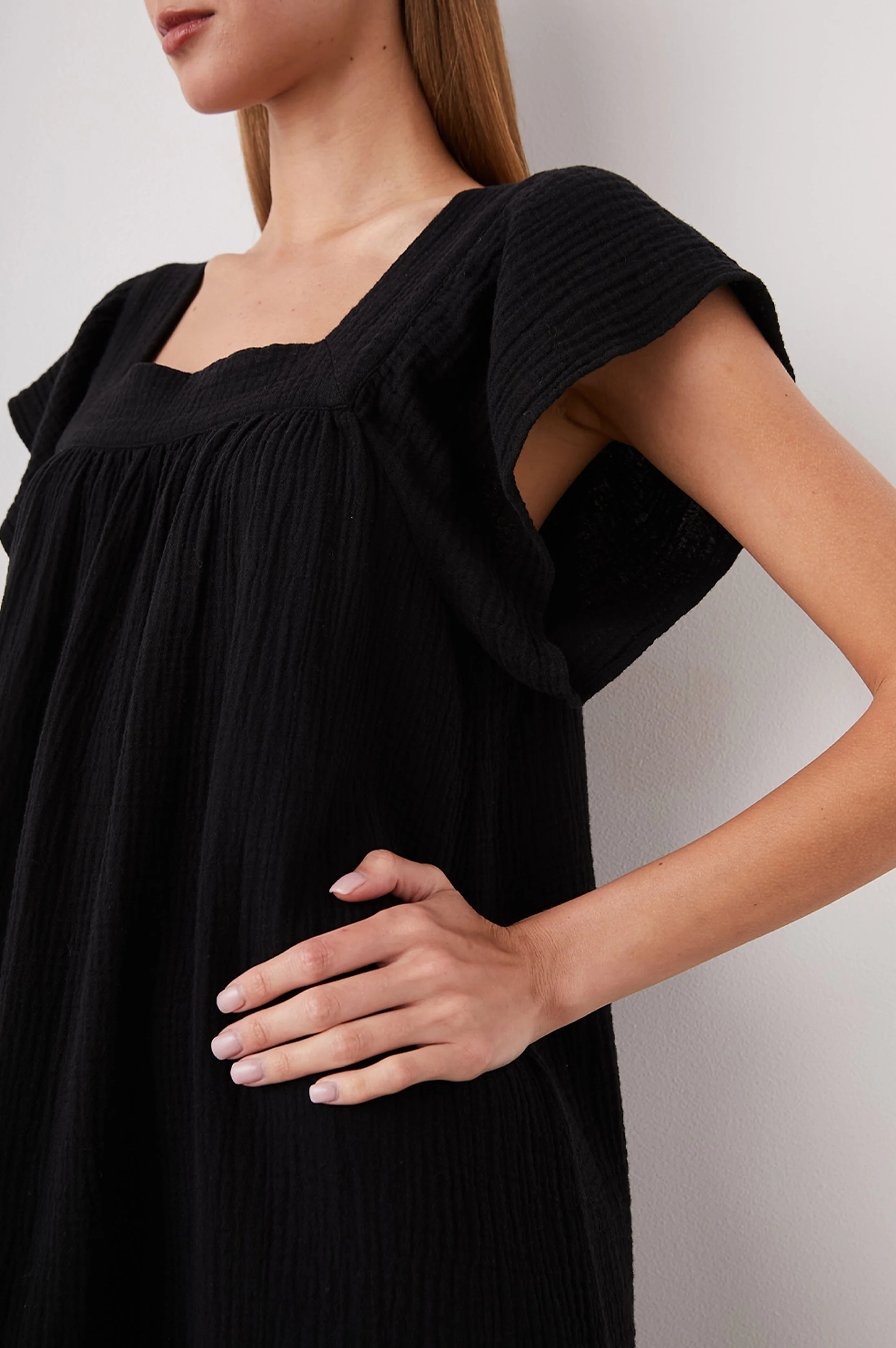 EVERDEEN DRESS - BLACK - Image 2