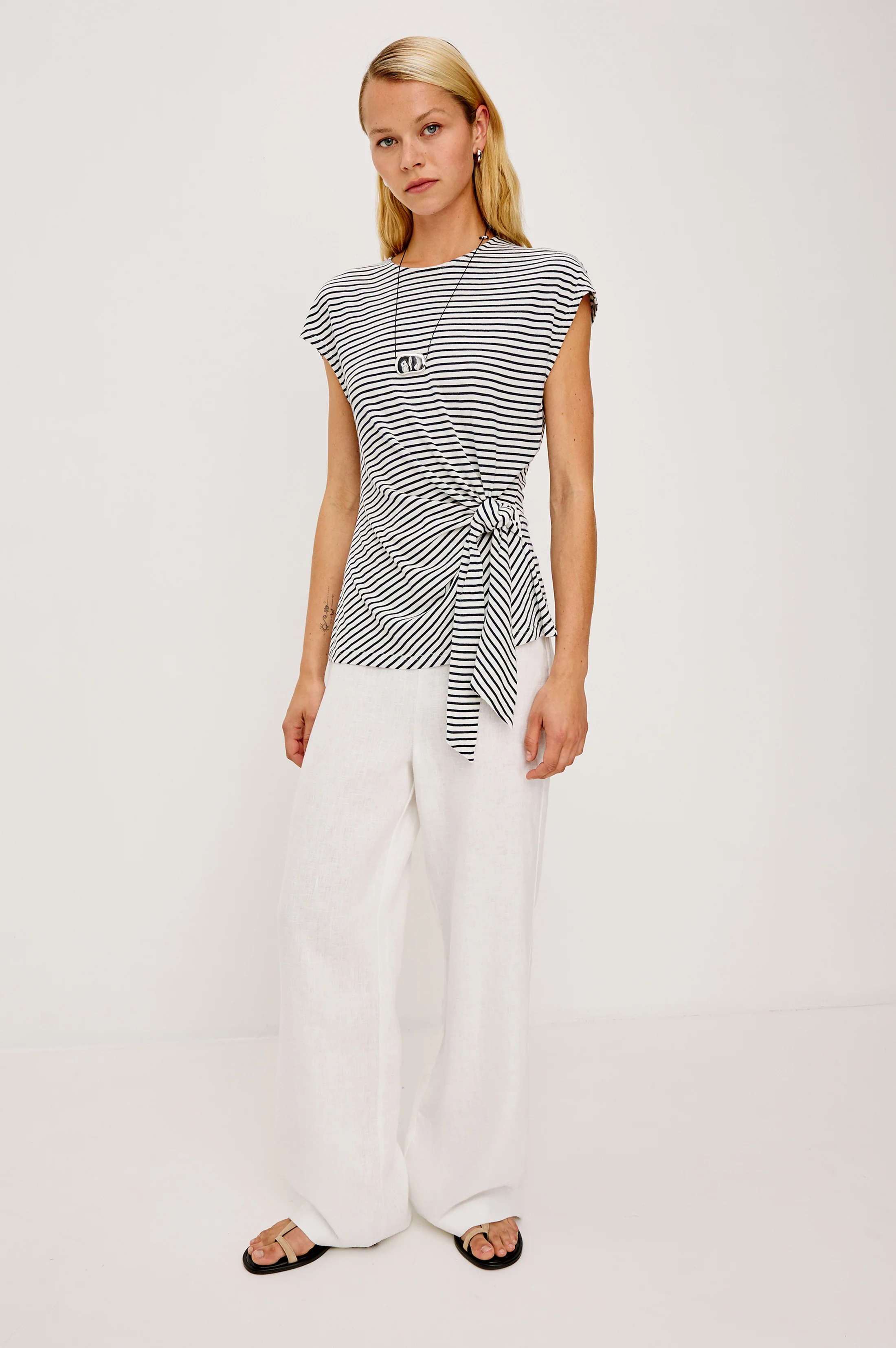 GABBIE TOP - IVORY NAVY MICRO STRIPE - Image 3