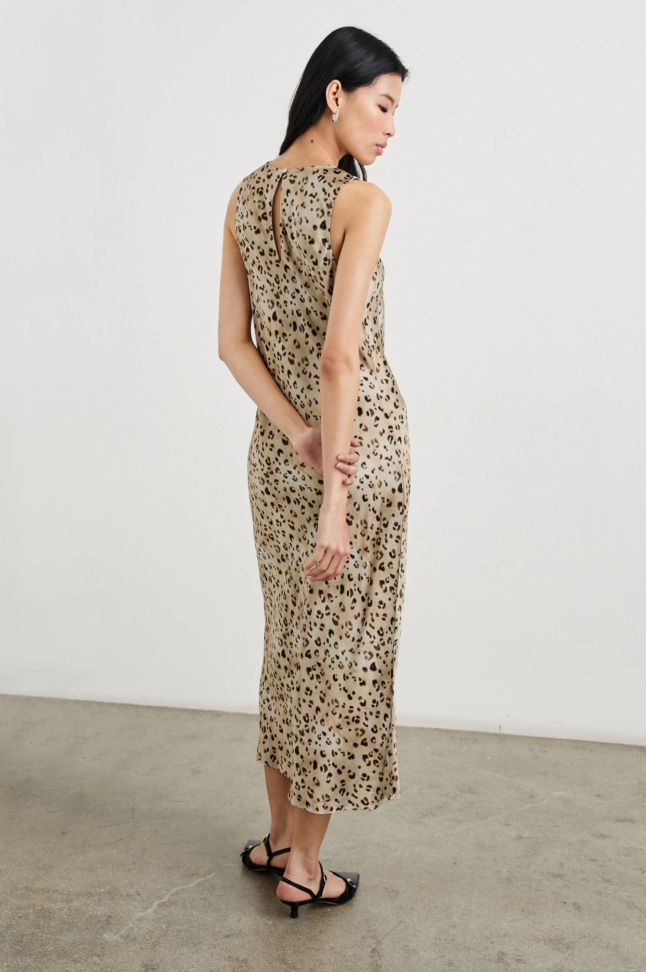 GABRIELLA DRESS - CHAMPAGNE LEOPARD - Image 5