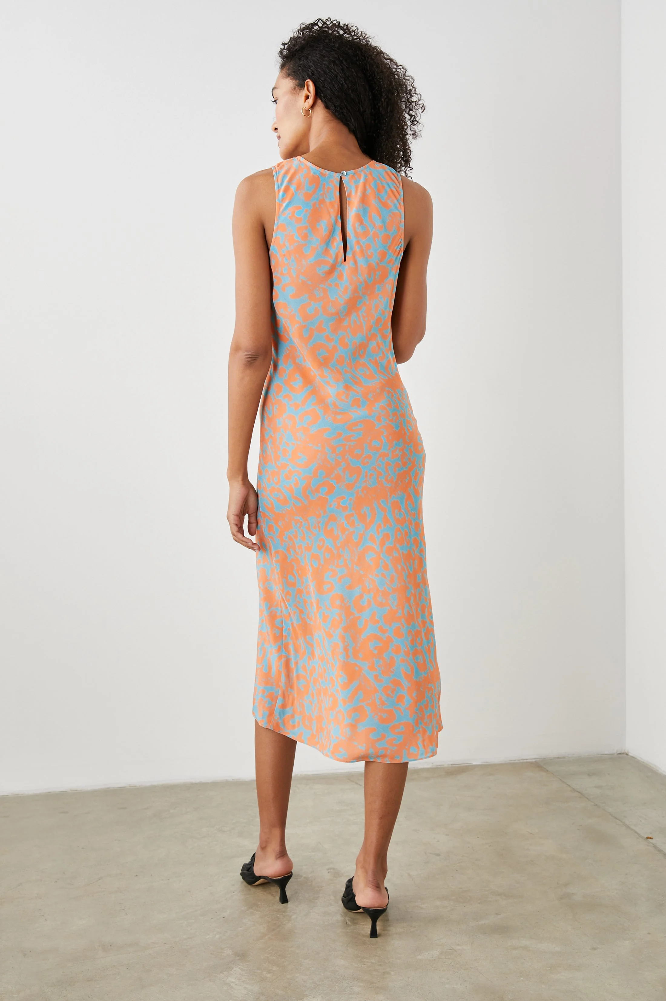 GABRIELLA DRESS - ORANGE DIFFUSED CHEETAH - Image 4