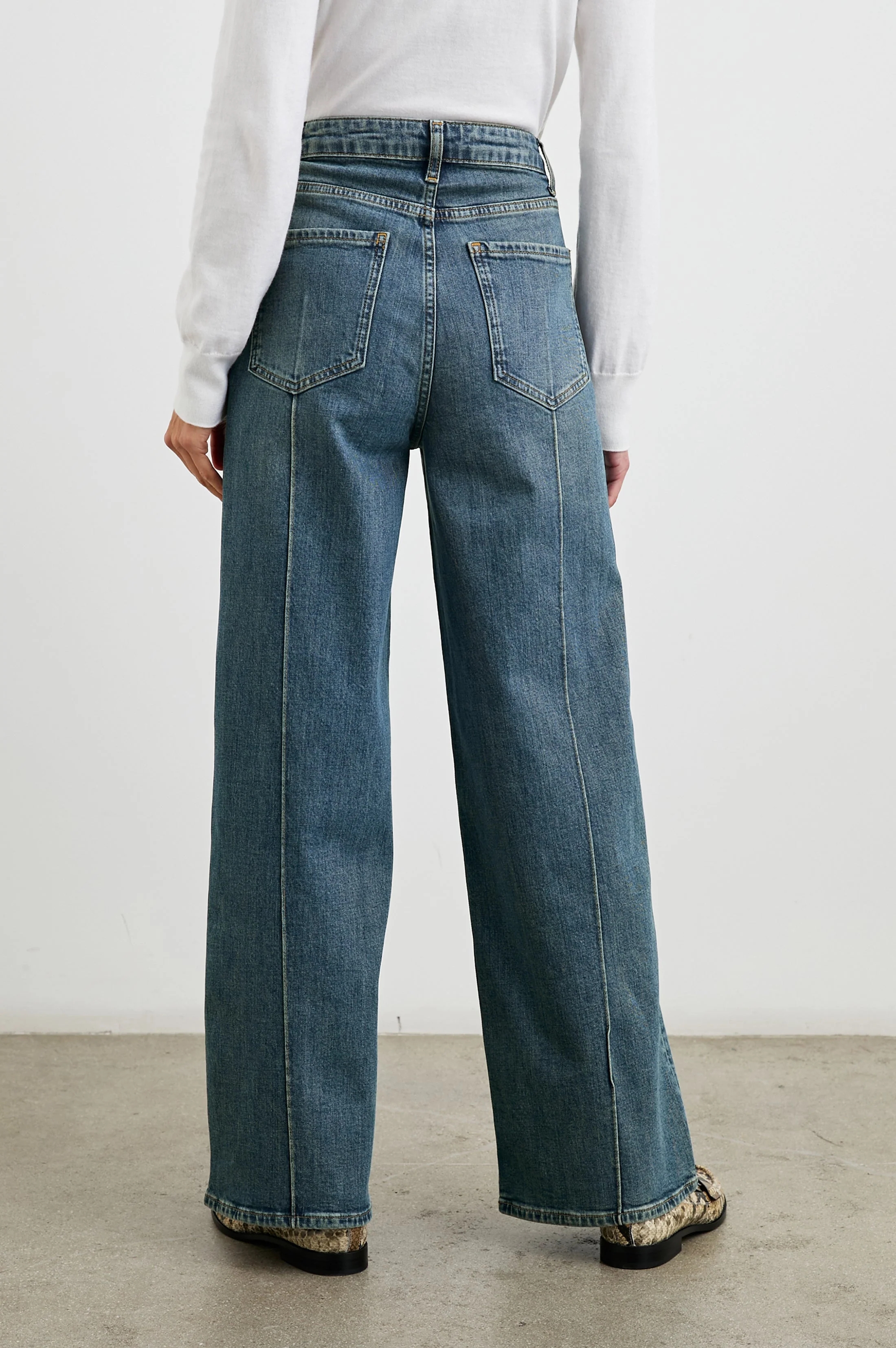 GETTY PINTUCK WIDE LEG - AUTHENTIC BLUE - Image 5