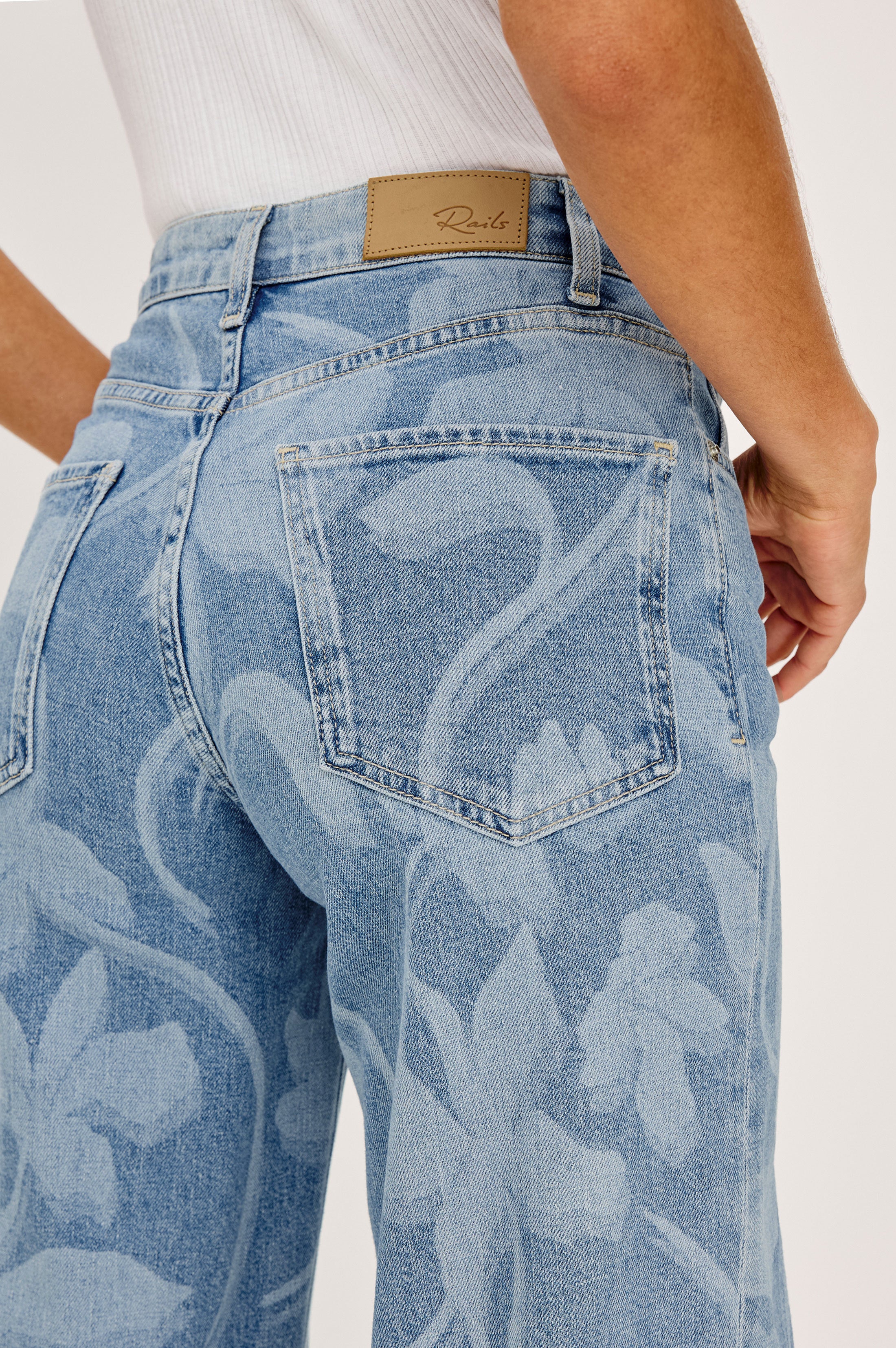 GETTY WIDE LEG - FLORAL LASER - Image 2