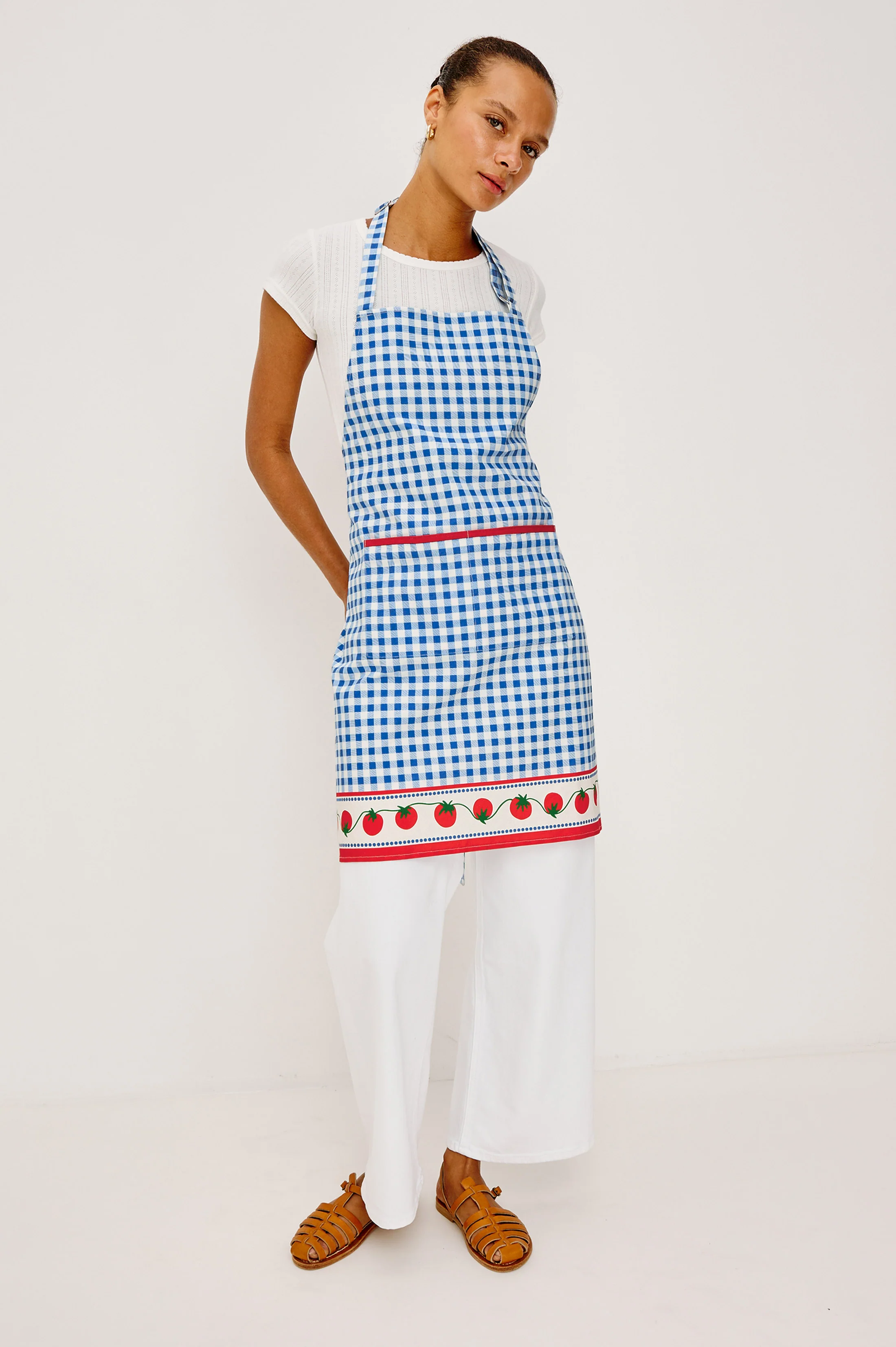 RAILS X GIADZY CUCINA APRON - GINGHAM TOMATOES - Image 4