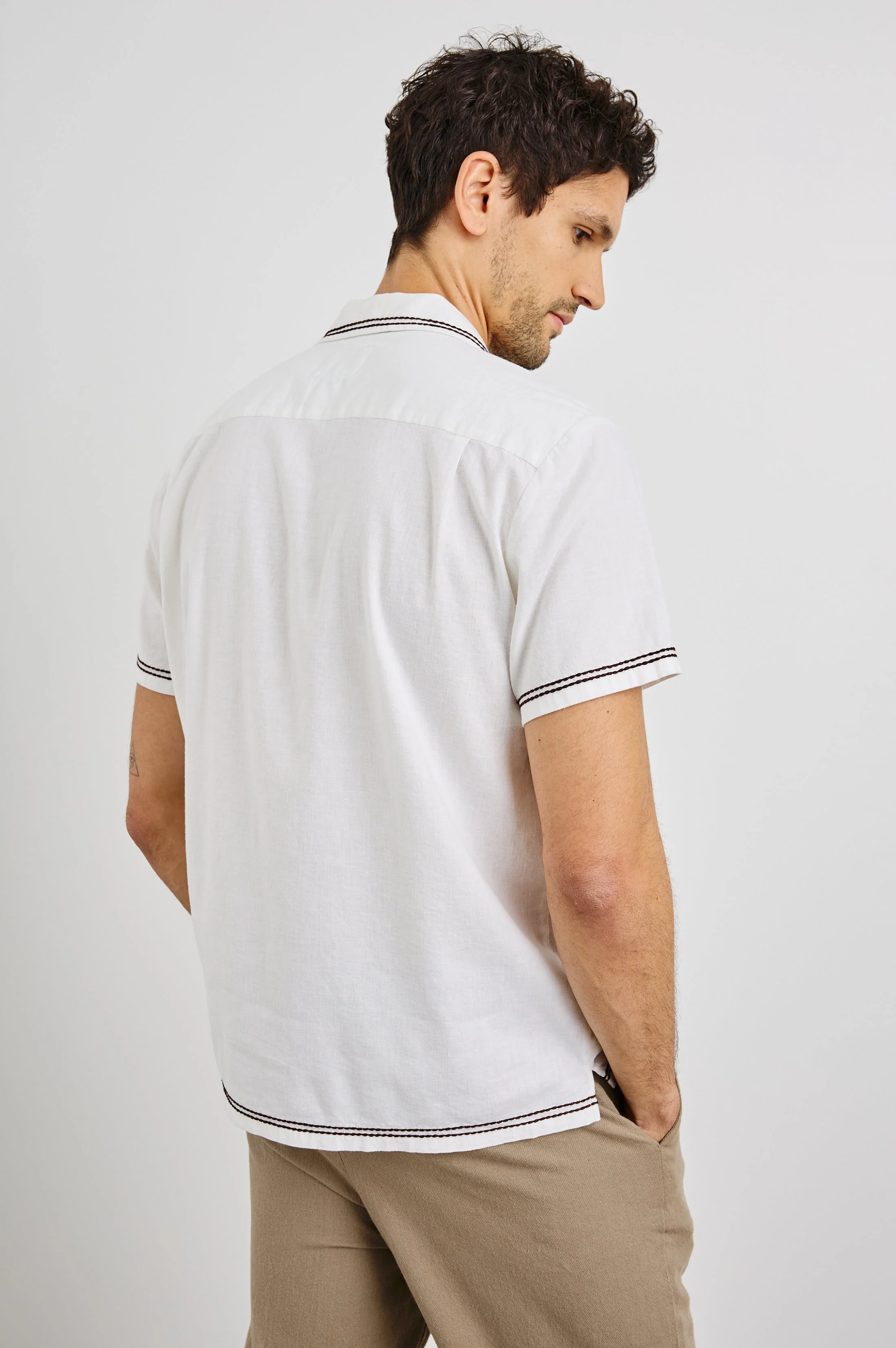 GIBSON SHIRT - WHITE BROWN PALM - Image 4