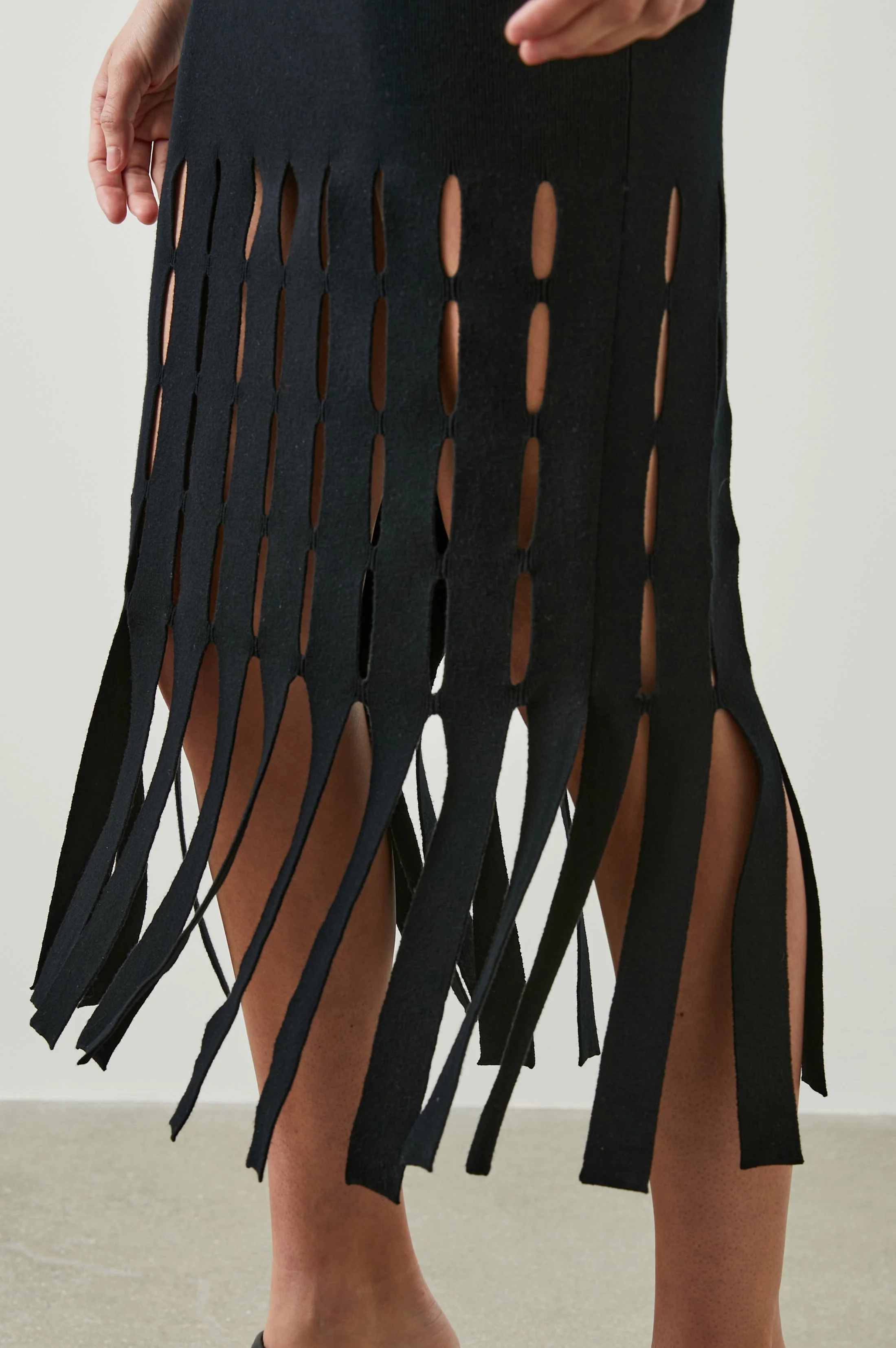 KAIA DRESS - BLACK - Image 3