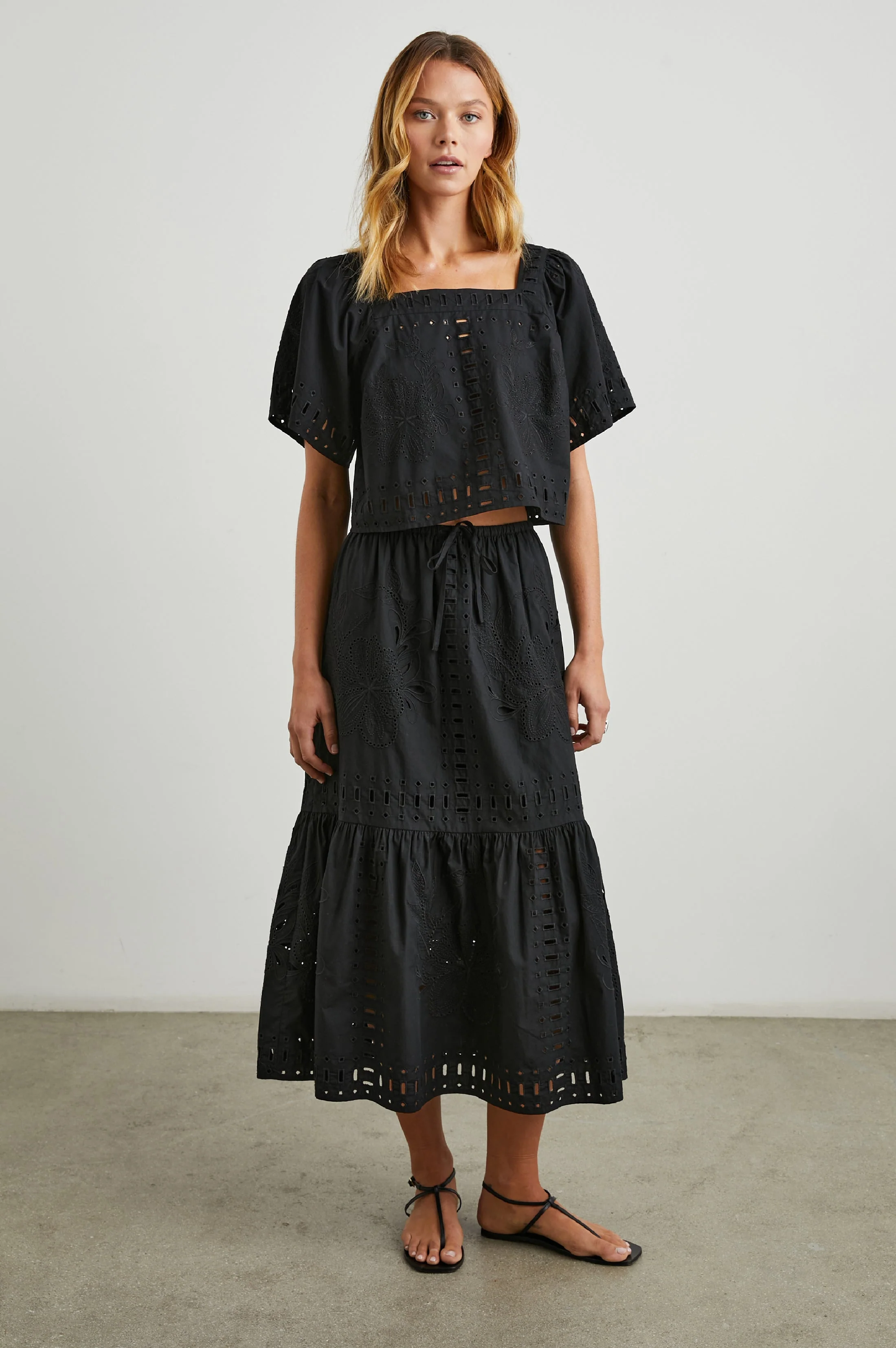 LAINE TOP - Black - Image 4