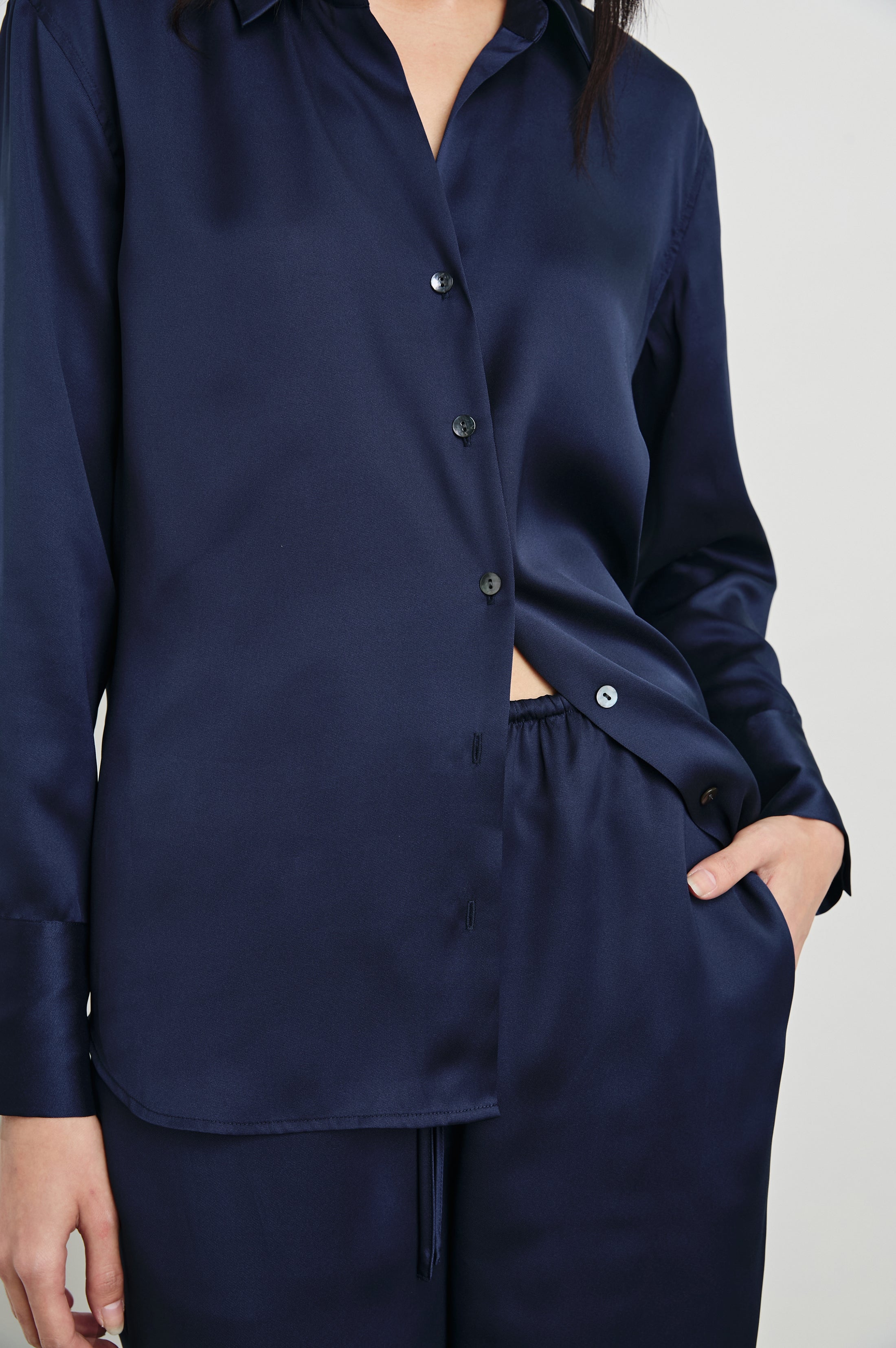 LEDGER SHIRT - NAVY - Image 2