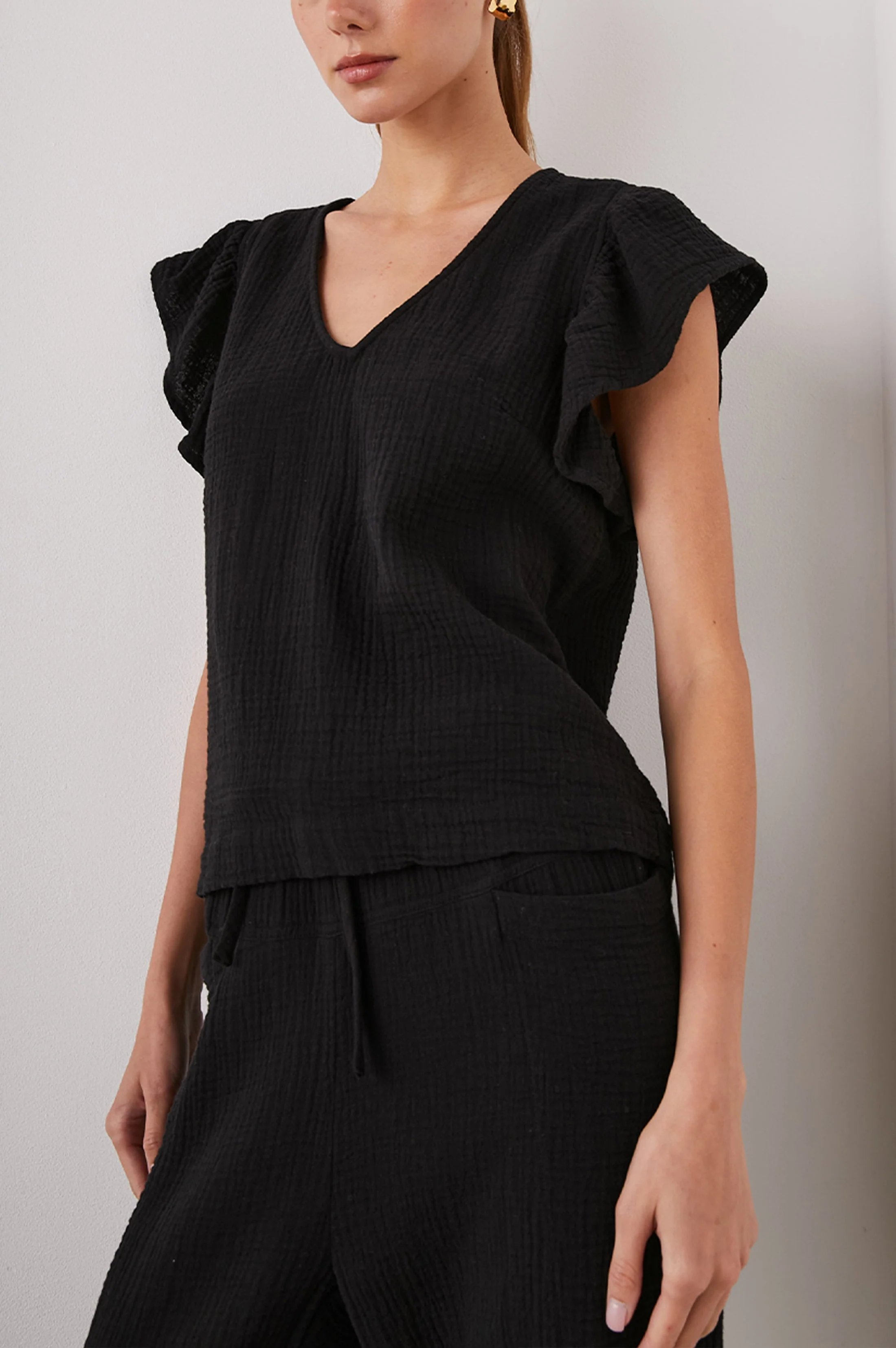 LELA SHIRT - BLACK