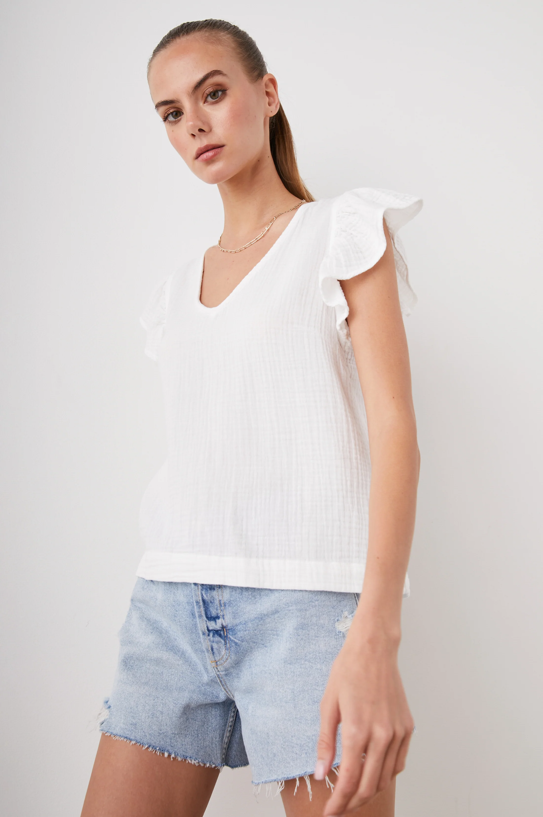 LELA TOP - WHITE - Image 3