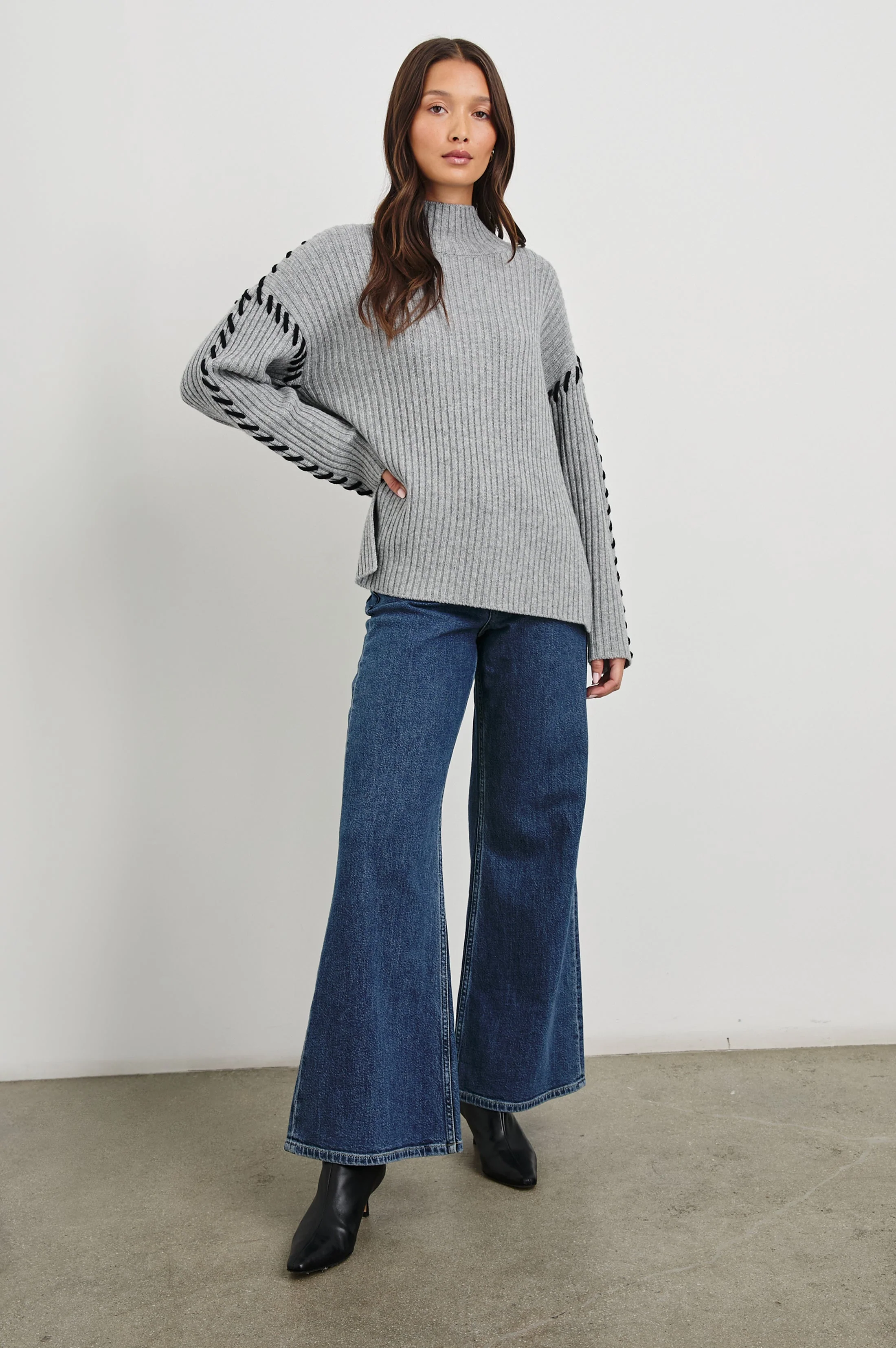 LIAM SWEATER - HEATHER GREY - Image 4