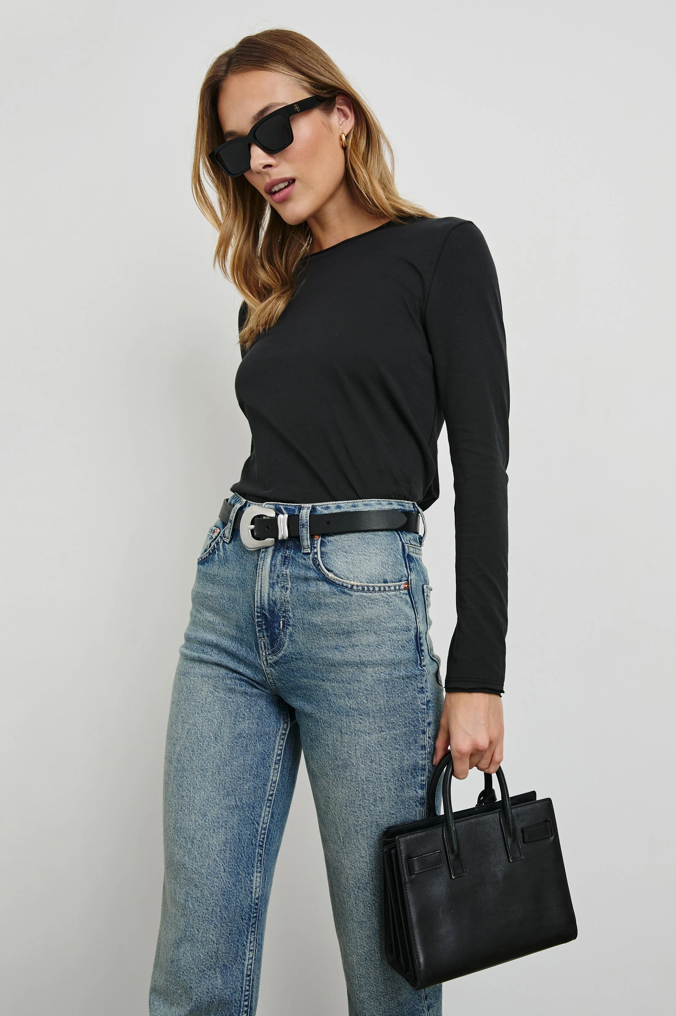 LONG SLEEVE CREW NECK T-SHIRT - BLACK - Image 3