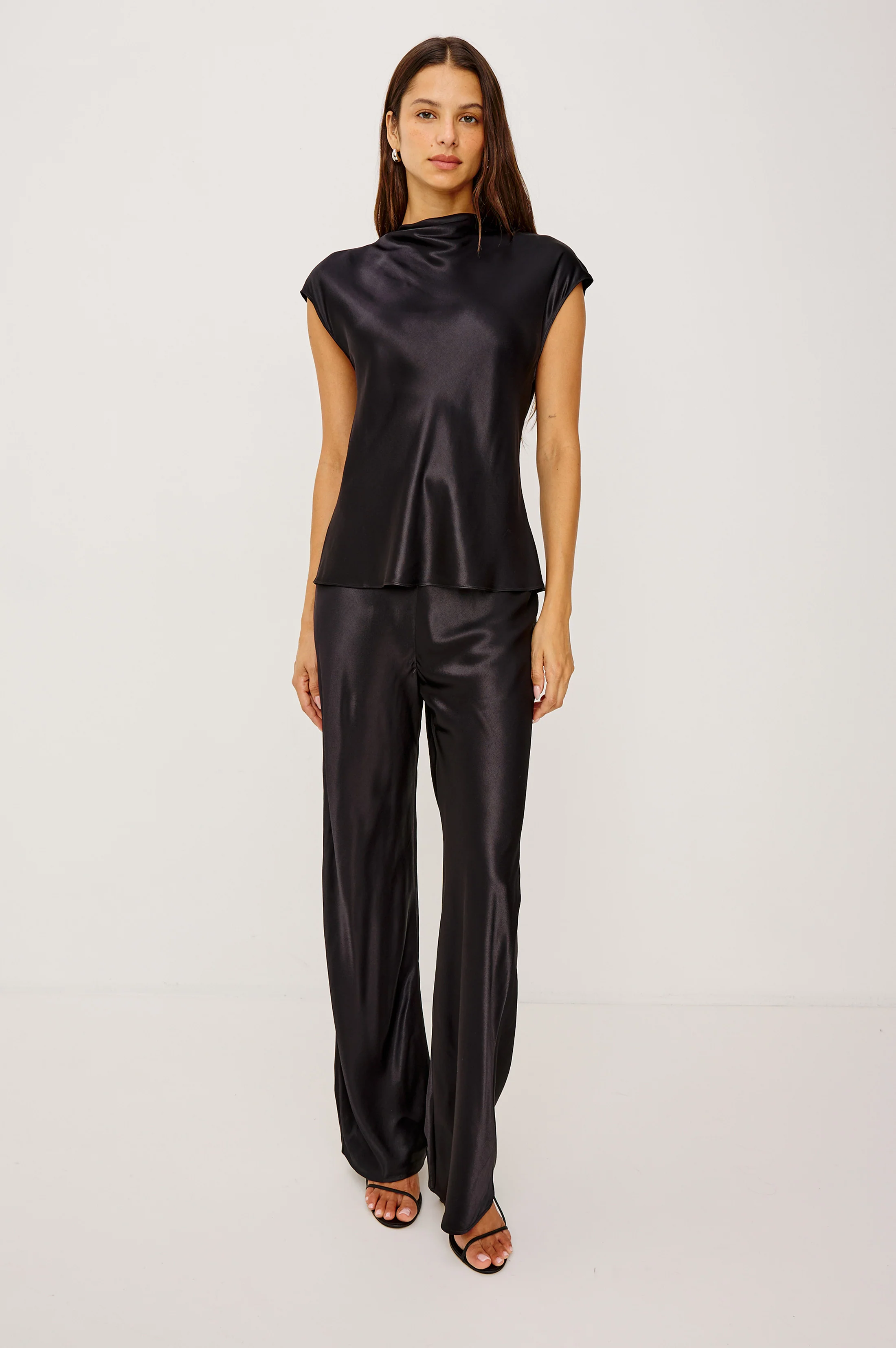 LORETTA TOP - BLACK - Image 4
