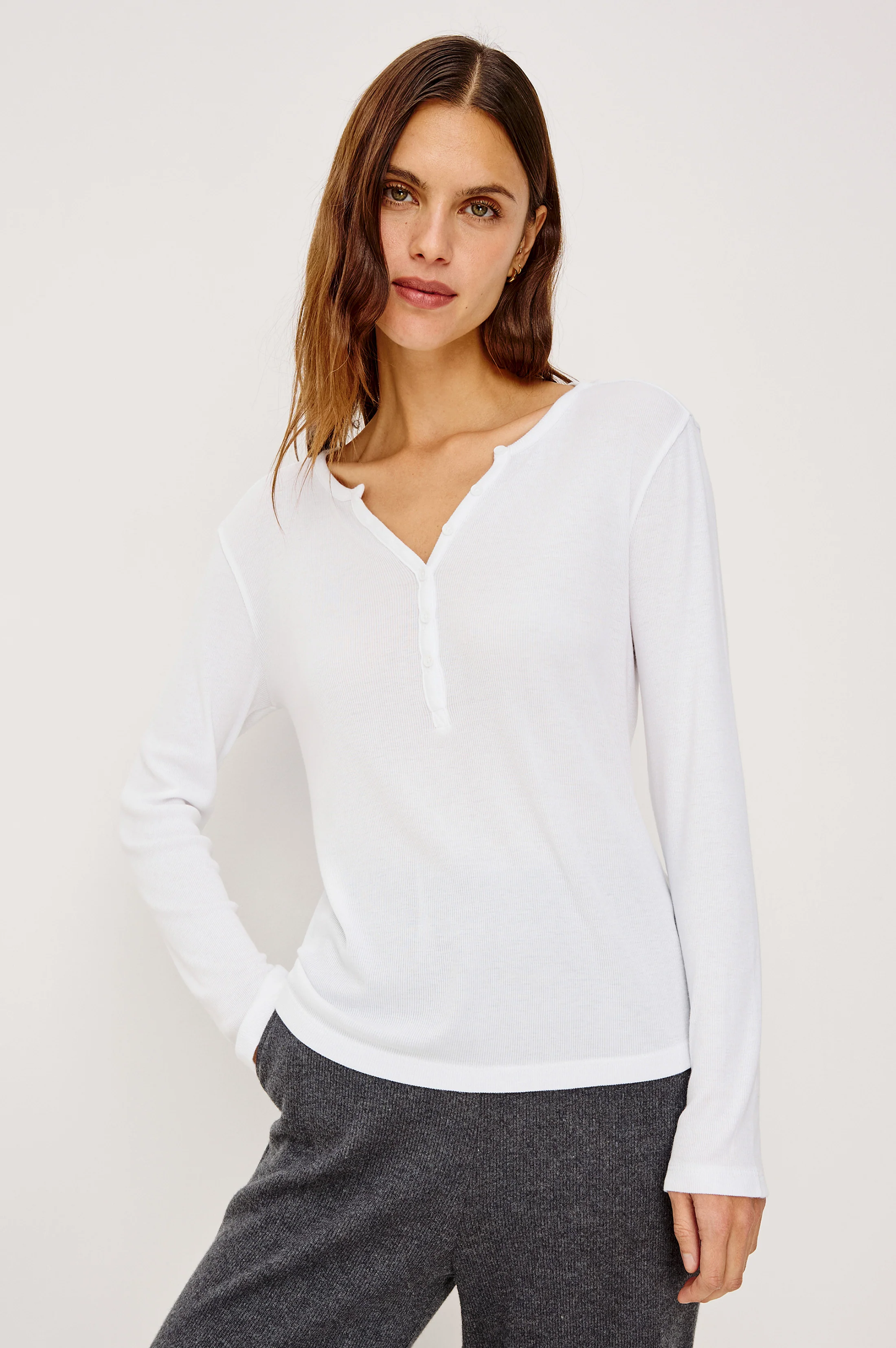 LOUNGE HENLEY - WHITE - Image 4