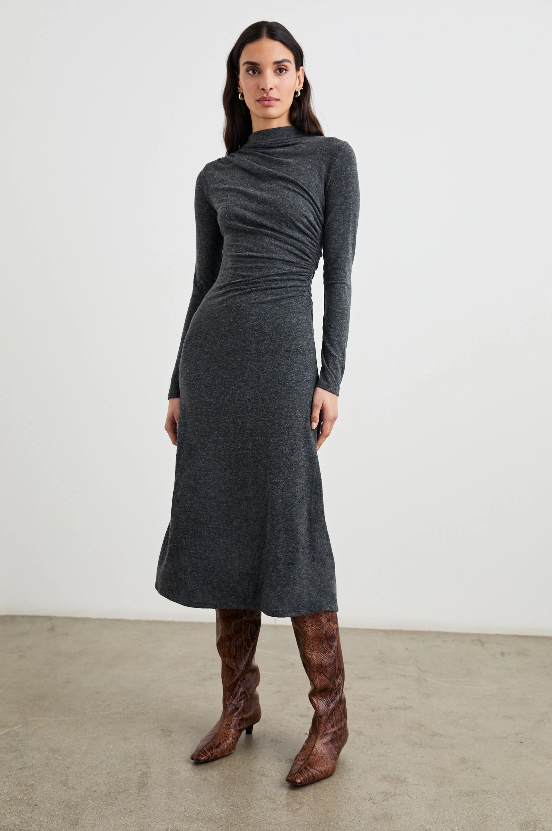 MARGARET DRESS - CHARCOAL - Image 4