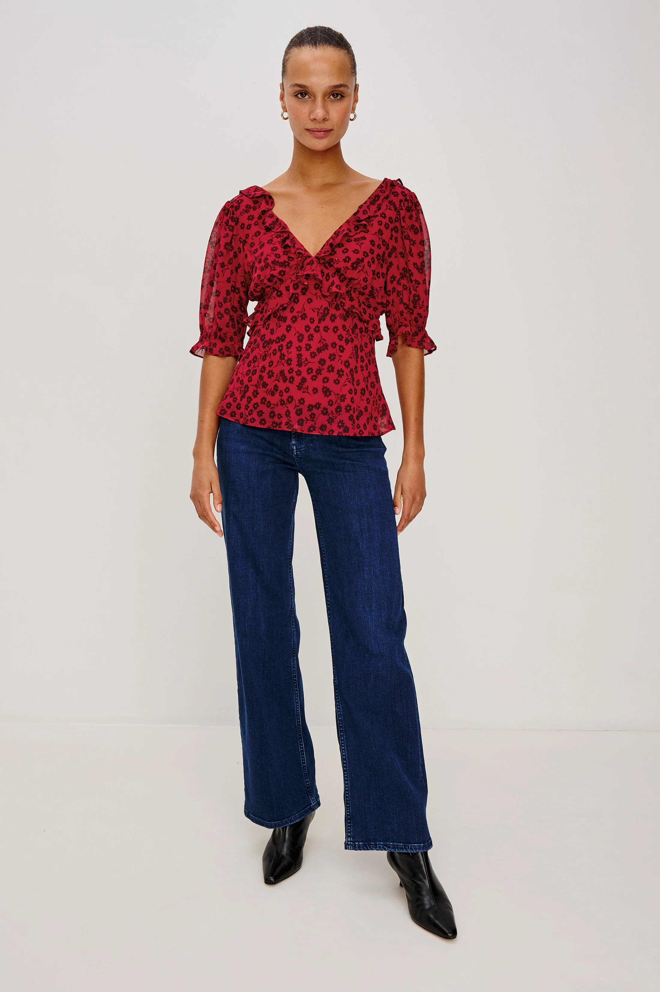 MIRAMAR TOP - CARMINE DAISIES - Image 4