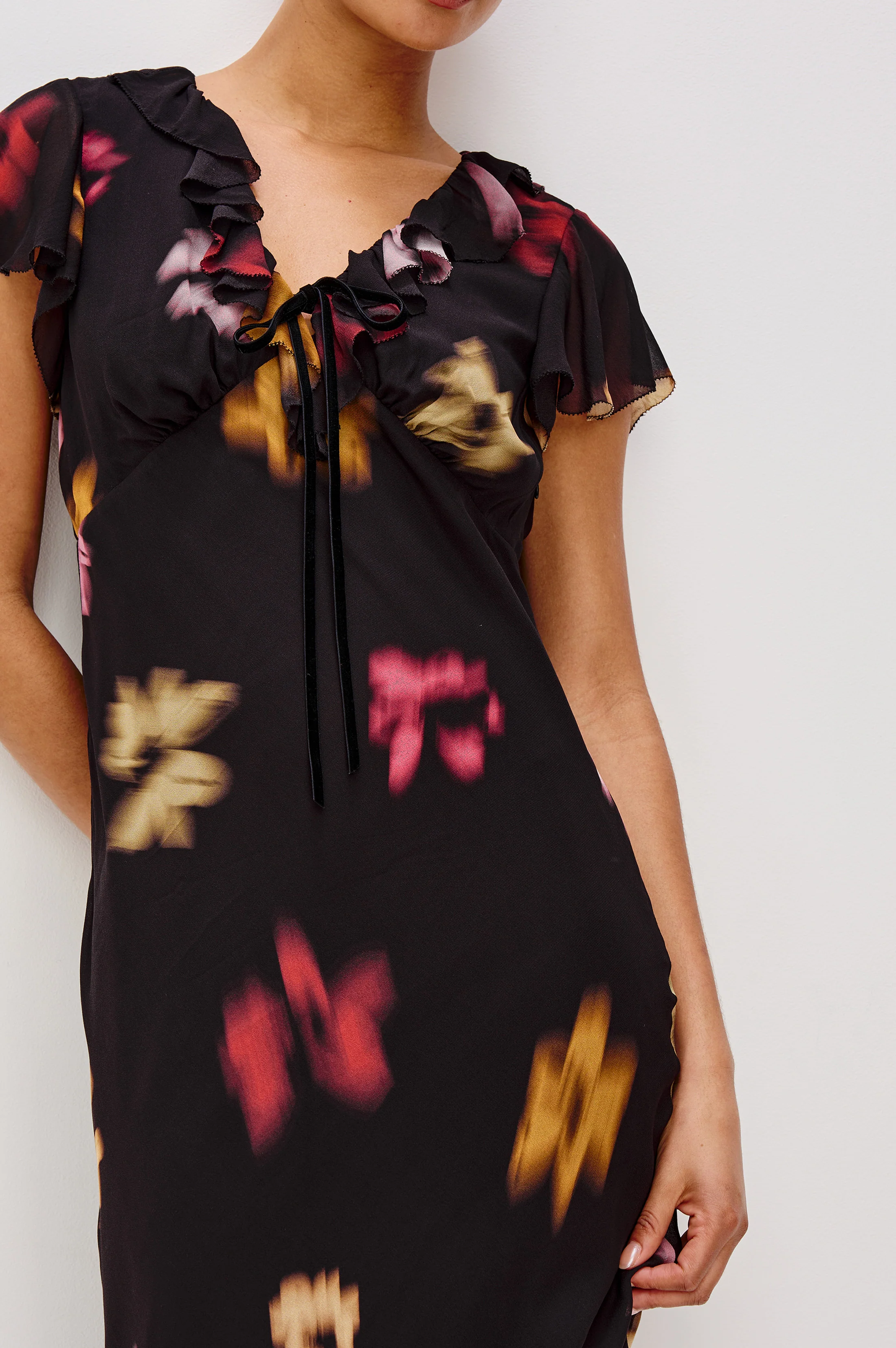 NEELA DRESS - ONYX BLURRED FLORAL - Image 2