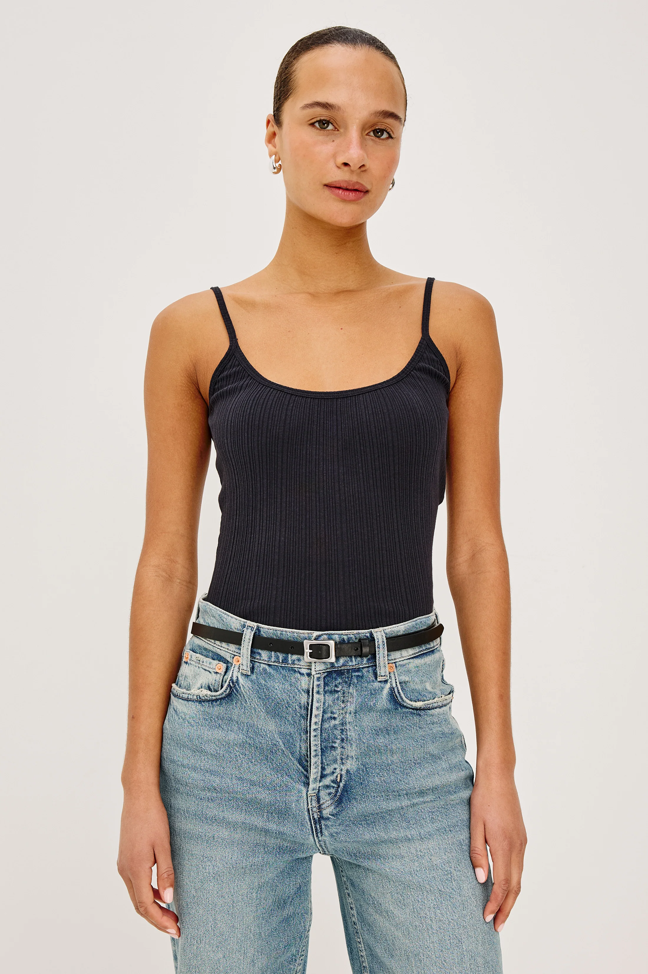 NIKA TANK - BLACK