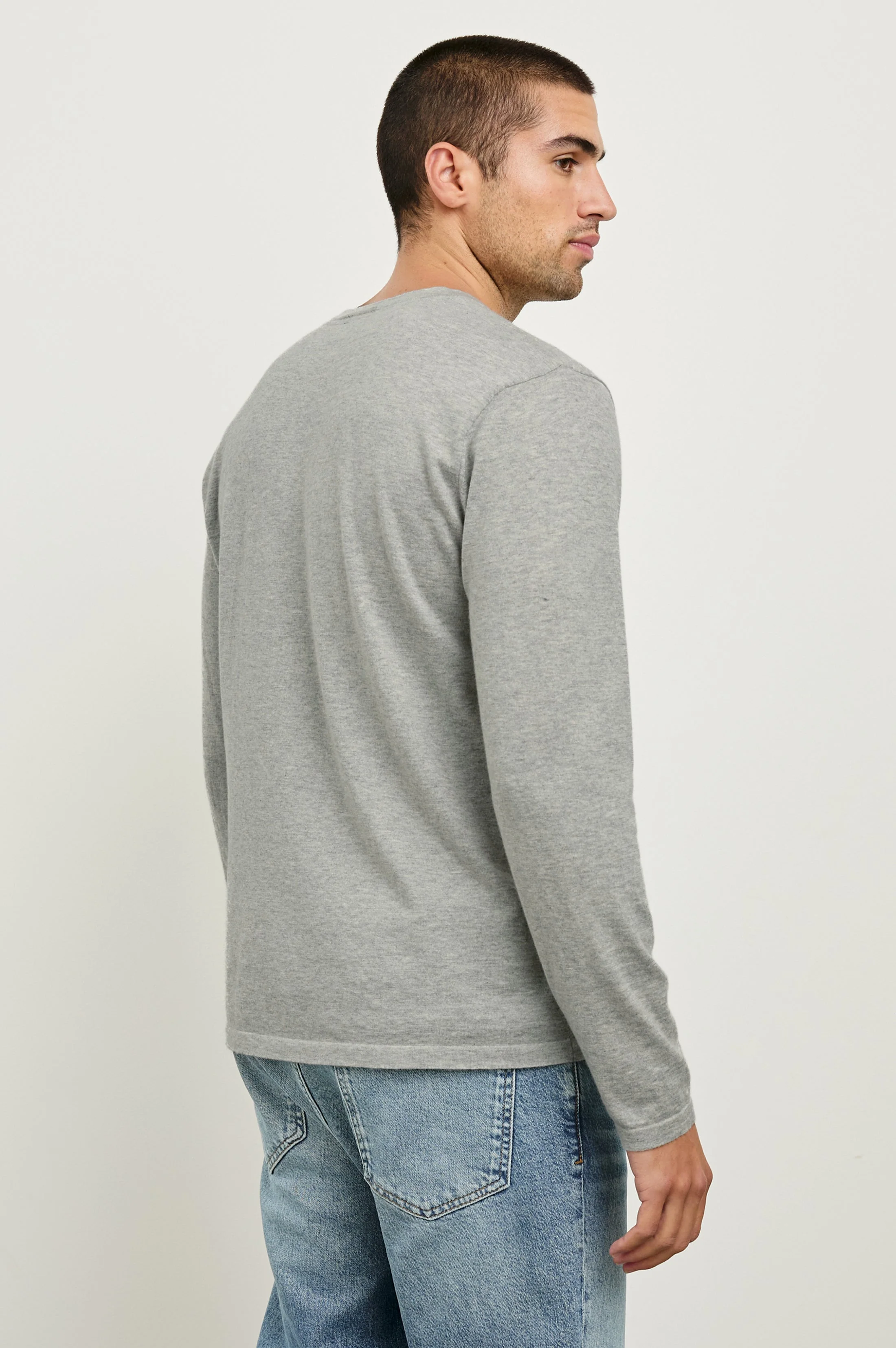 QUENTIN COTTON CASHMERE LONG SLEEVE TEE - HEATHER GREY - Image 8
