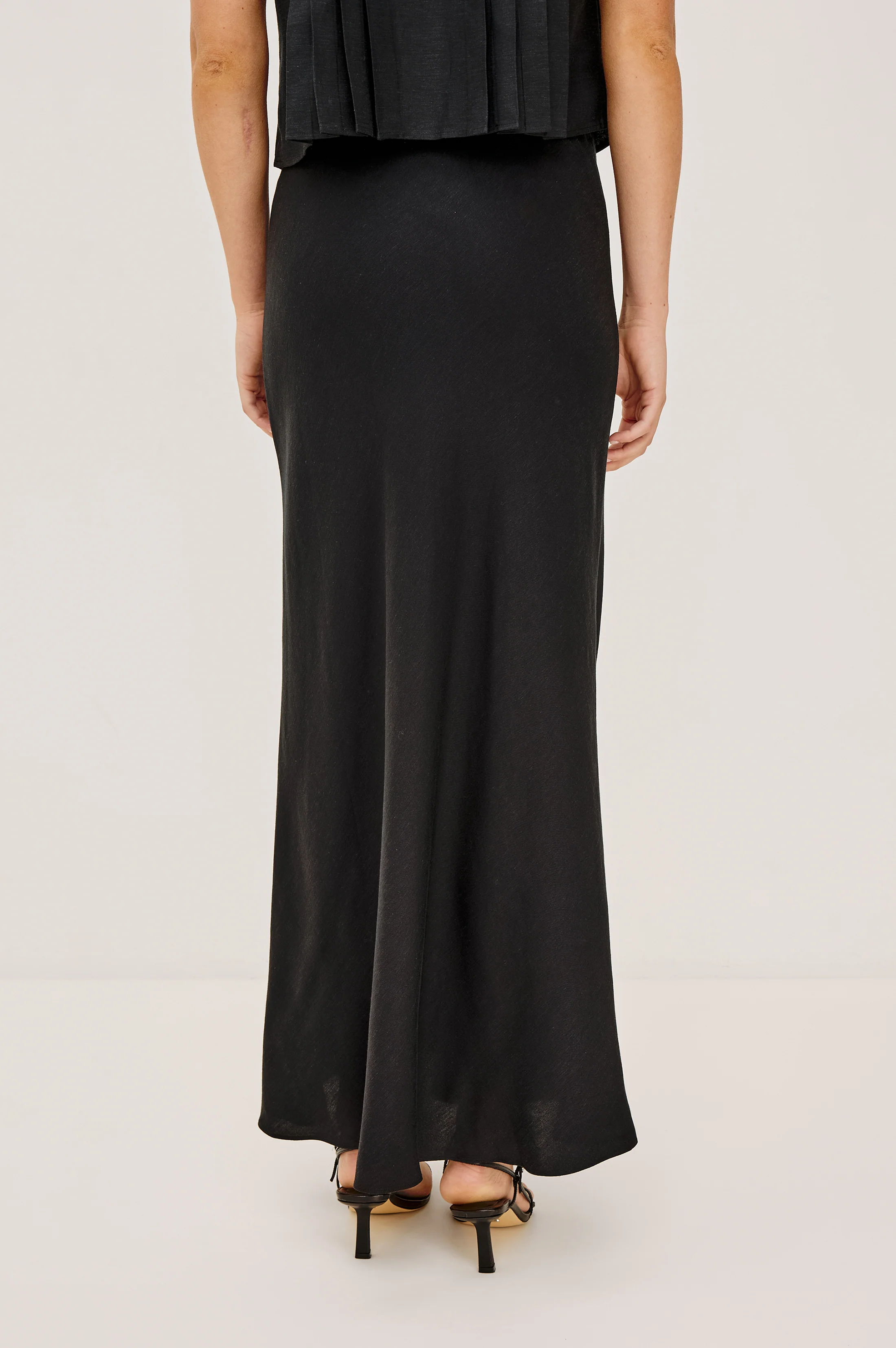 ROMINA SKIRT - BLACK LINEN - Image 5