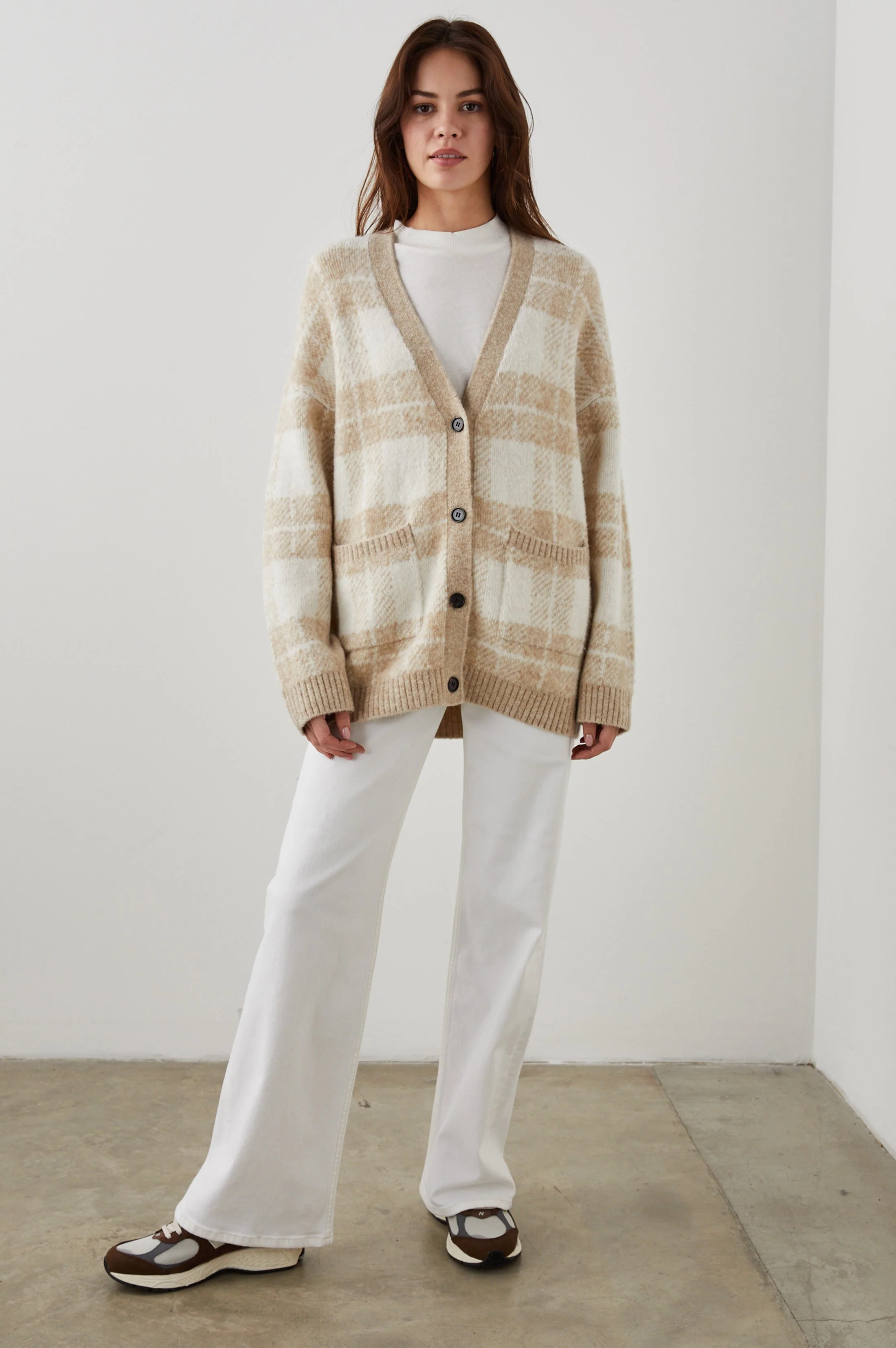 RUNI CARDIGAN - IVORY SAND PLAID