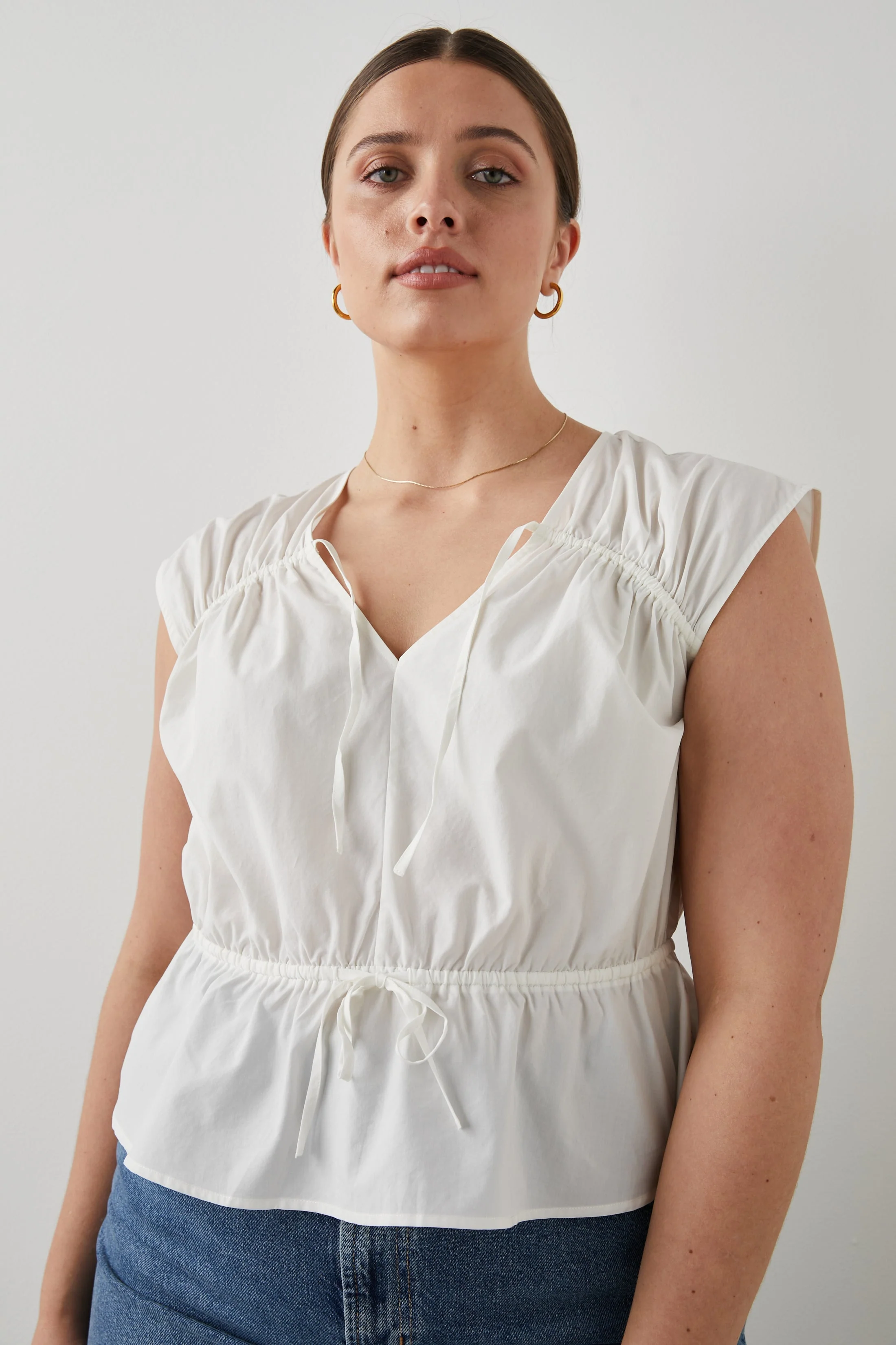 SAVI TOP - WHITE
