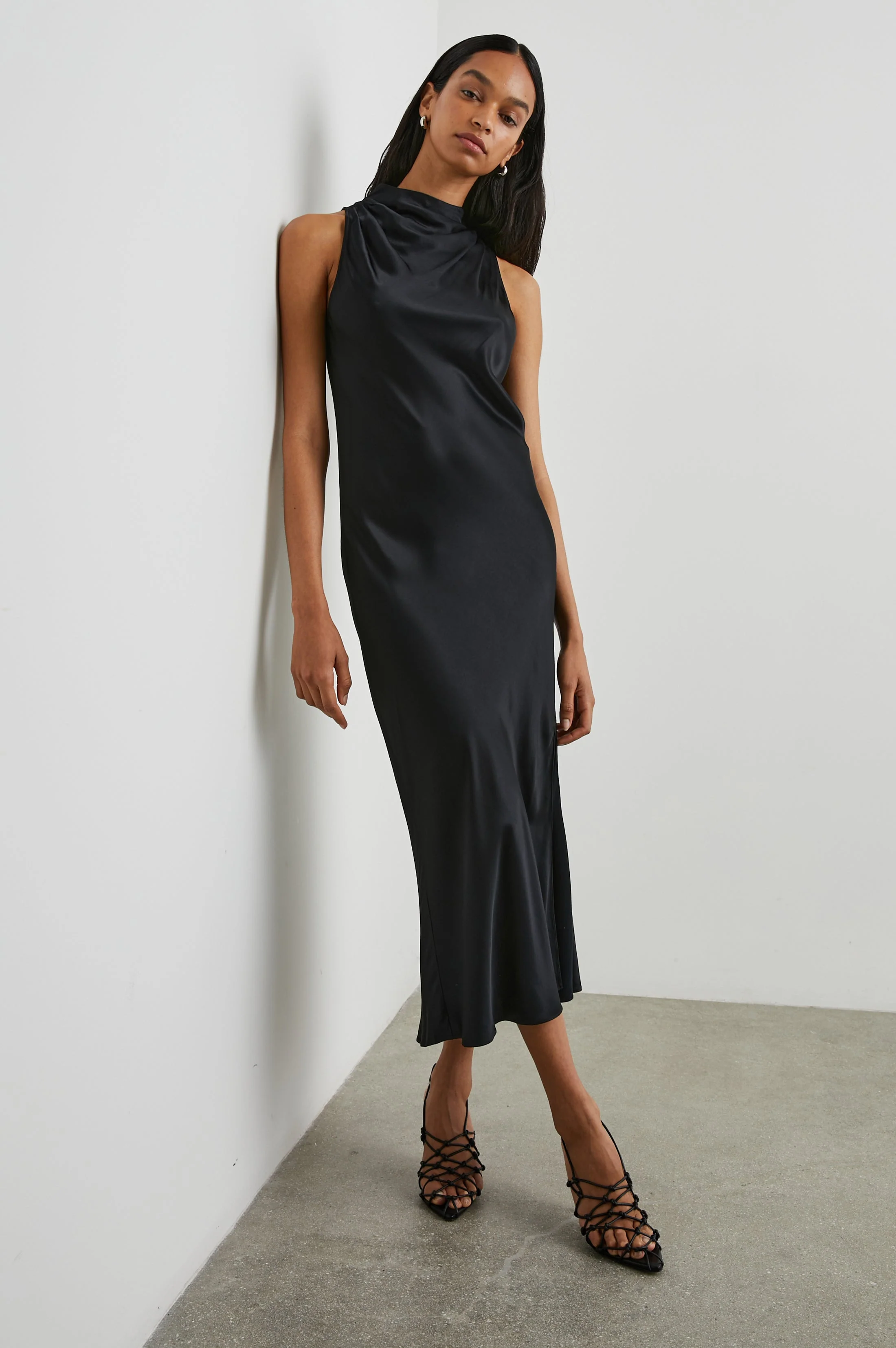 SOLANA DRESS - BLACK - Image 3