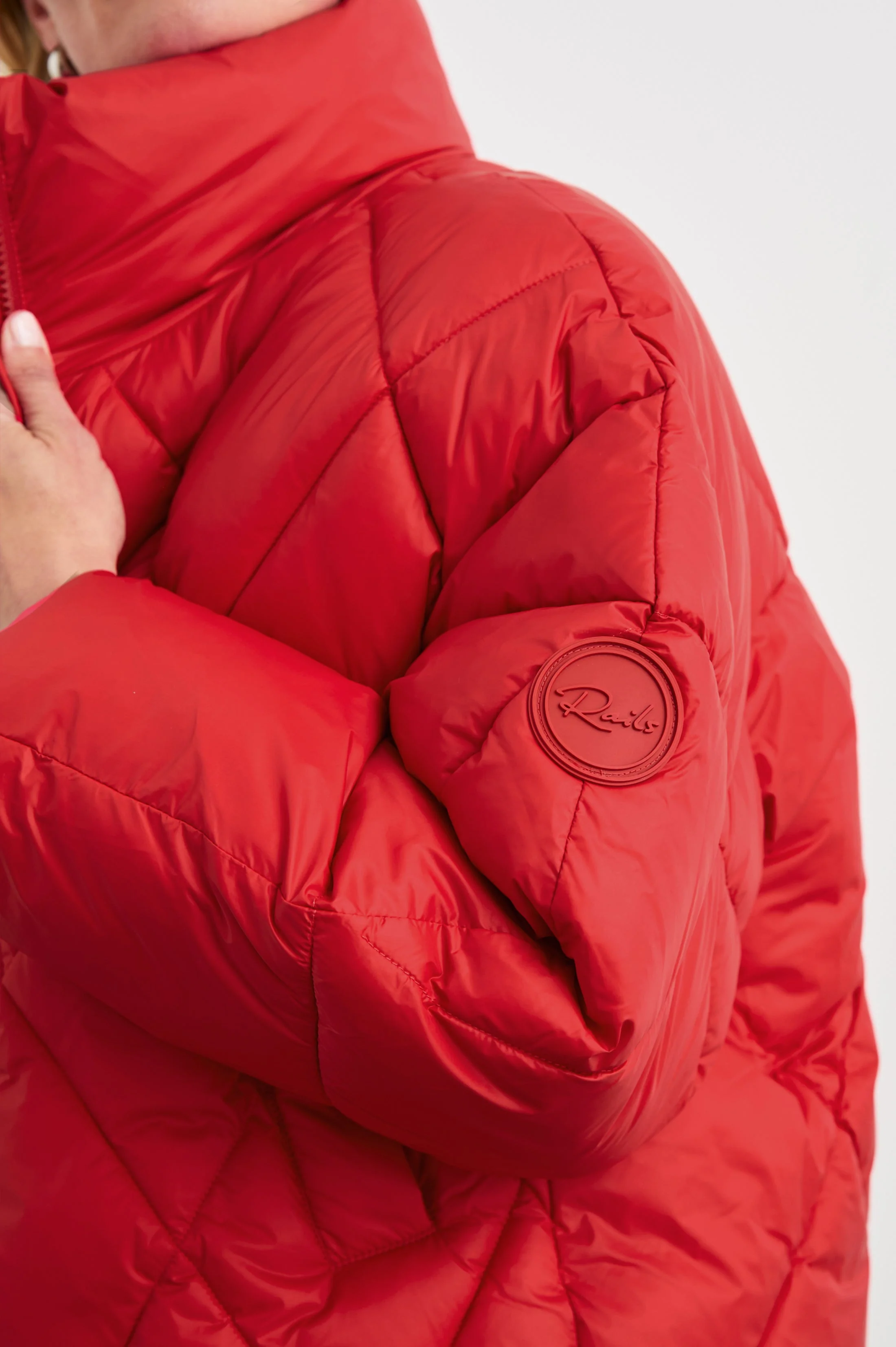 SUMMIT JACKET - SCARLET - Image 2