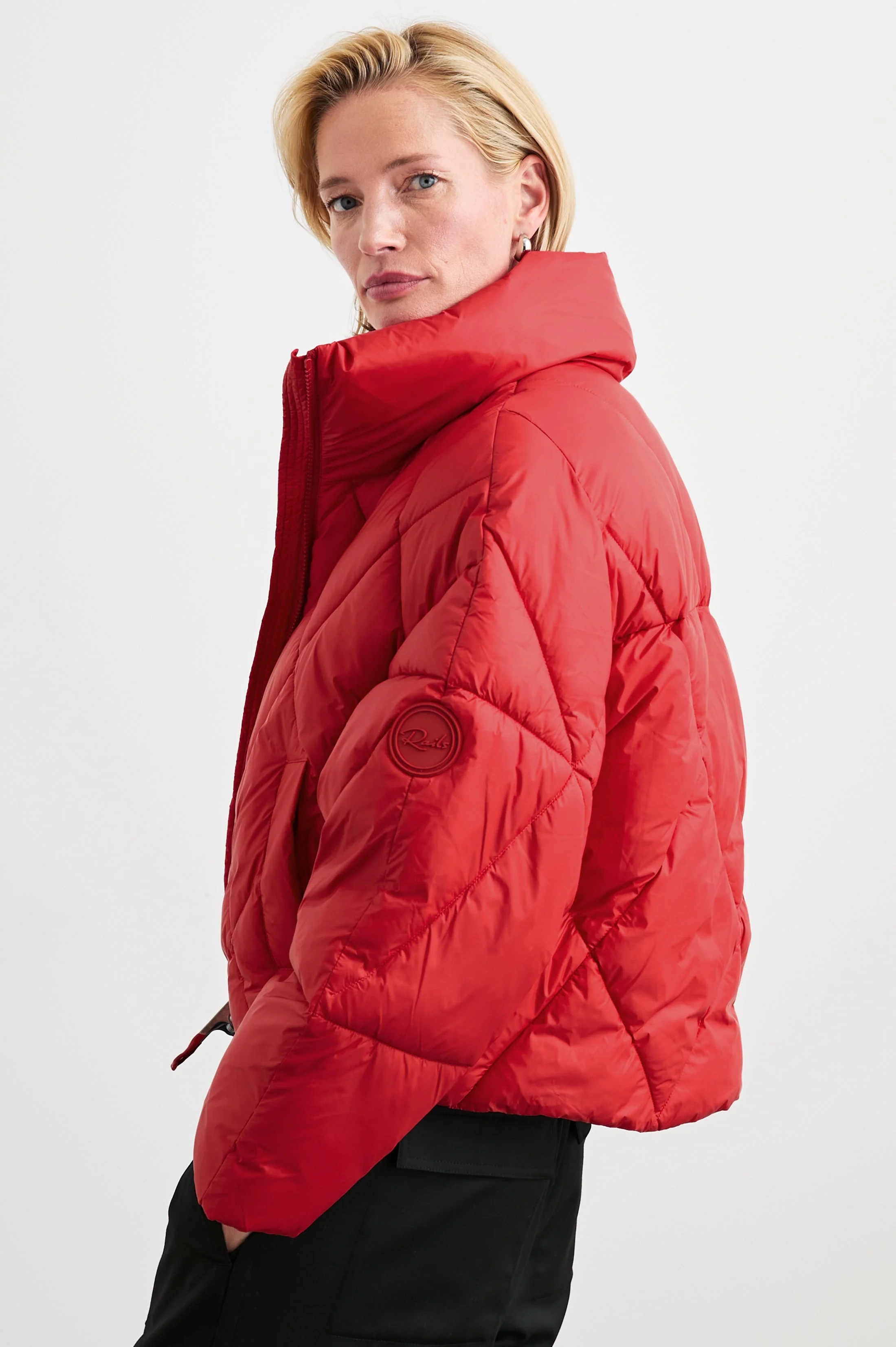 SUMMIT JACKET - SCARLET - Image 4