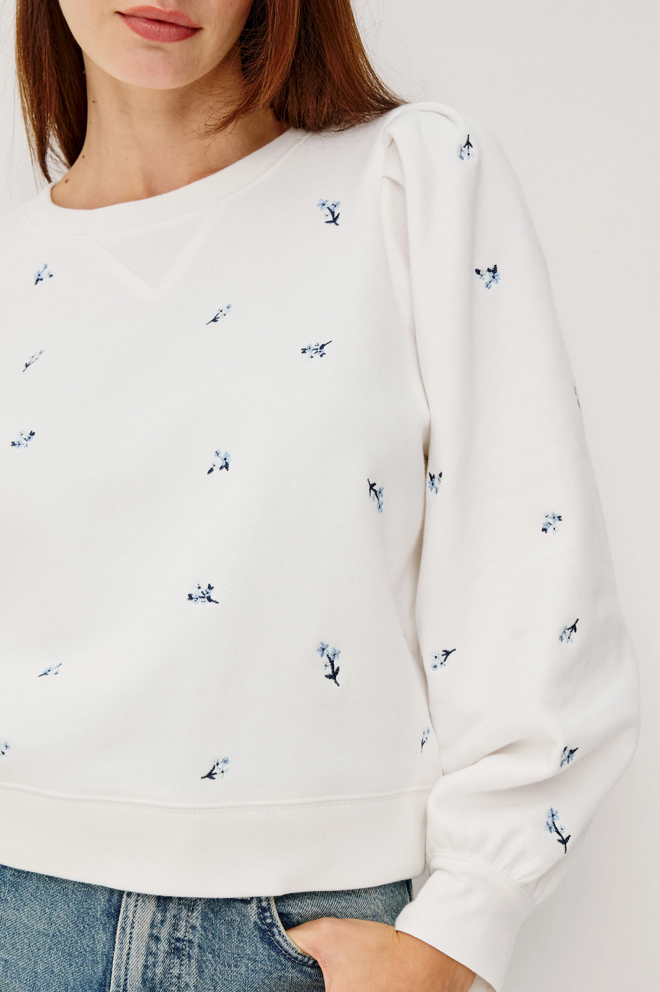 TIFFANY SWEATSHIRT - EMBROIDERED BLUE IRIS - Image 2