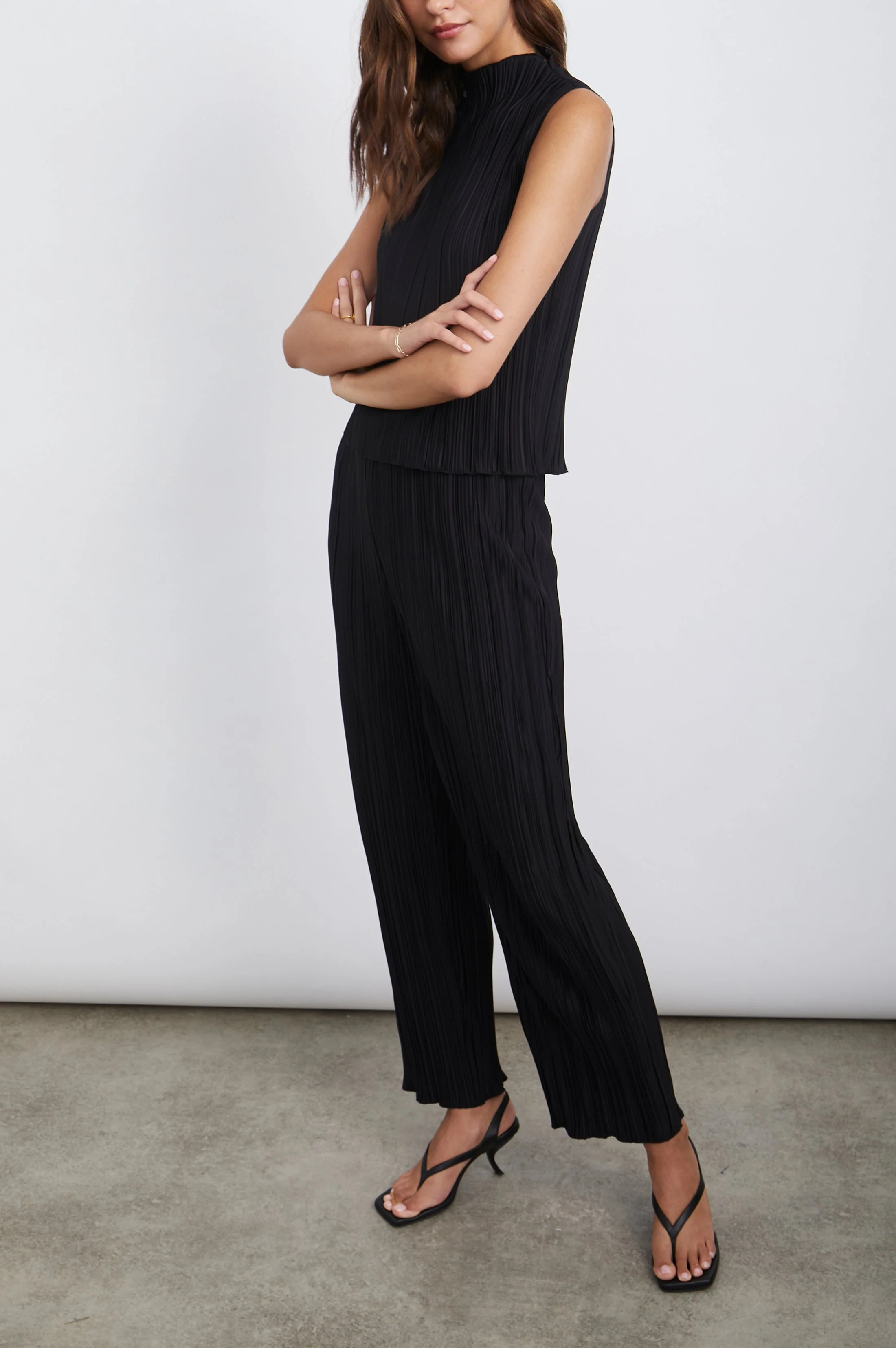 TREA TOP - BLACK - Image 3