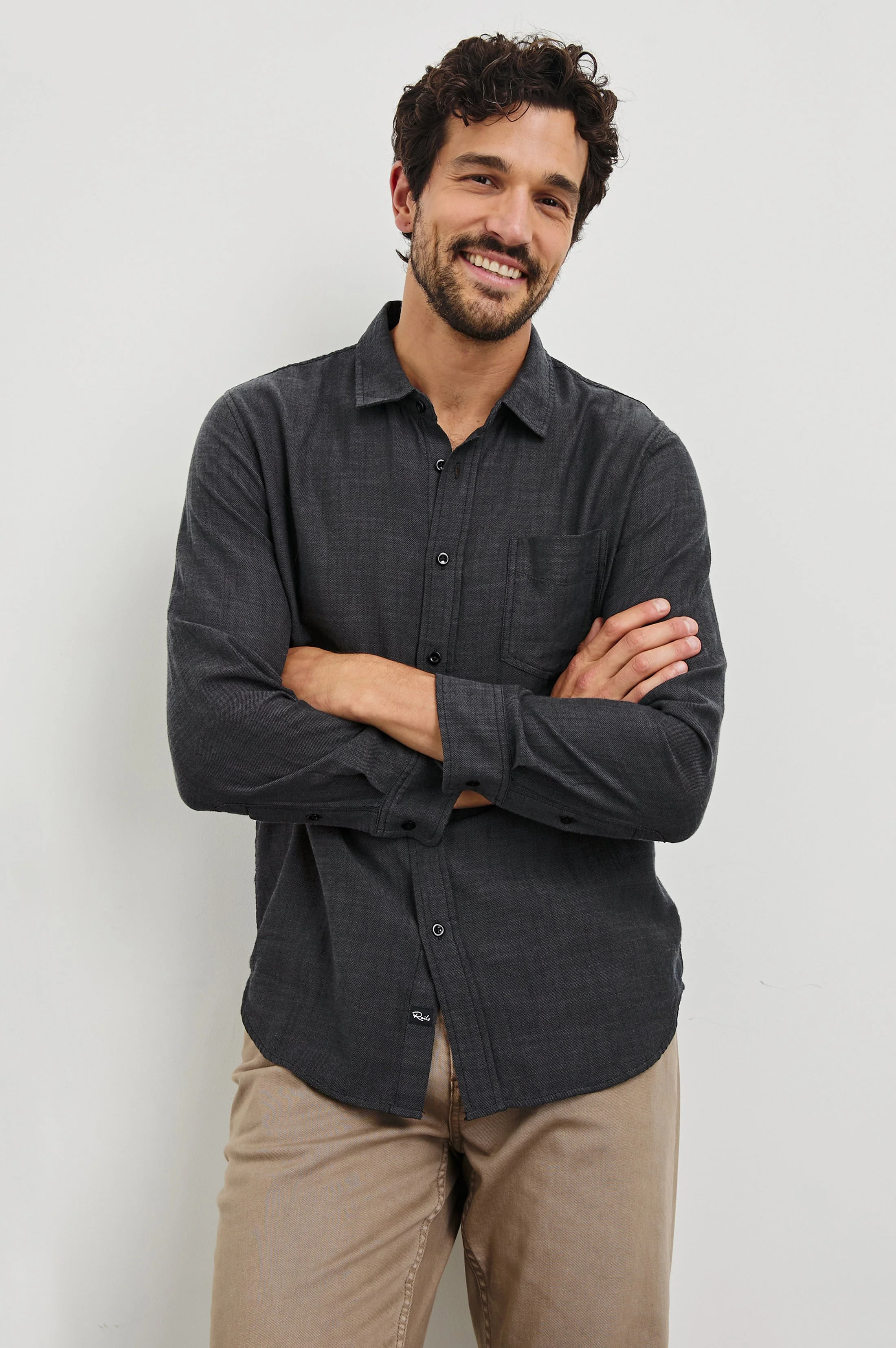WYATT SHIRT - BLACK CHAMBRAY