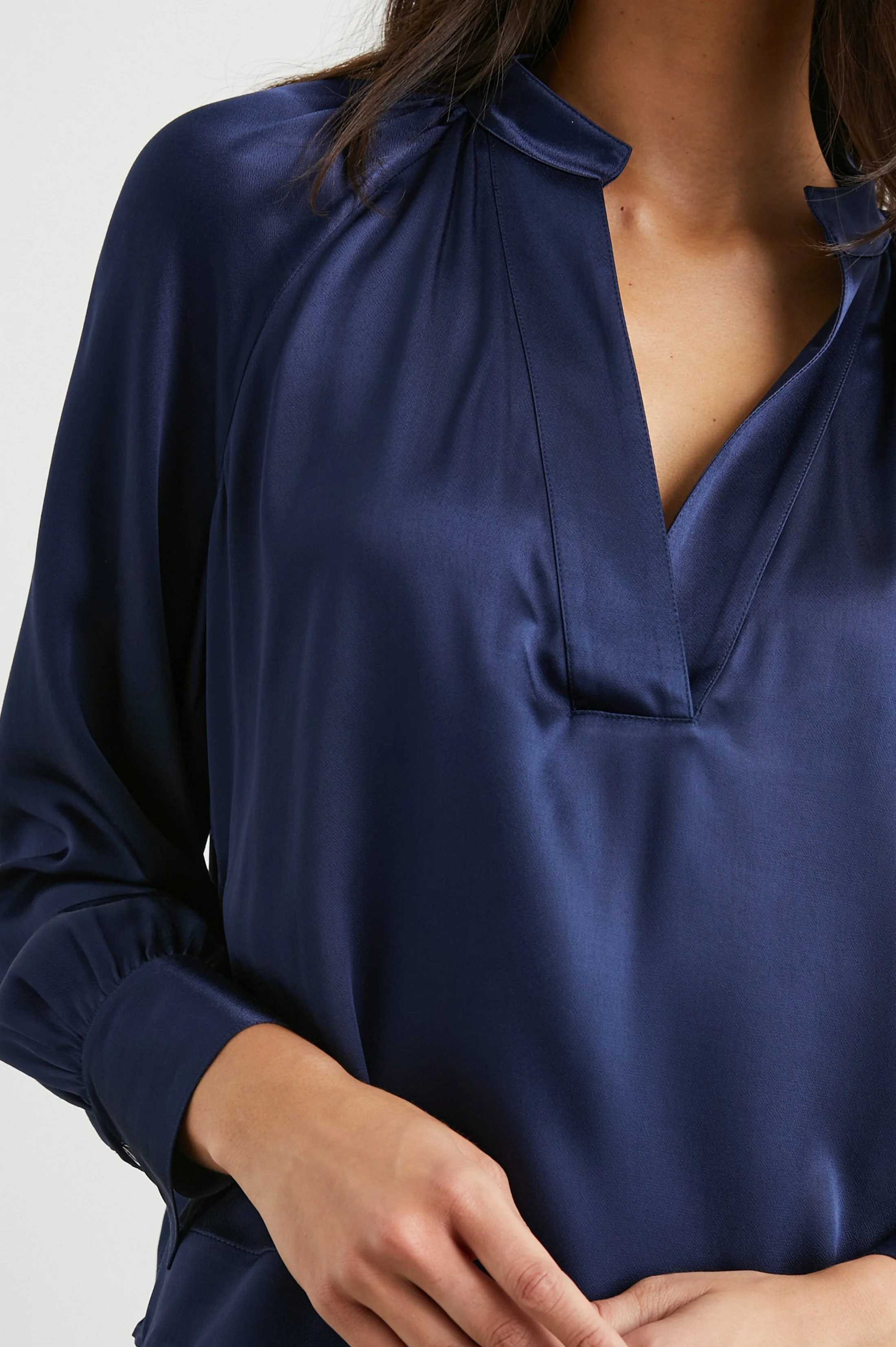 WYNNA TOP - NAVY - Image 2