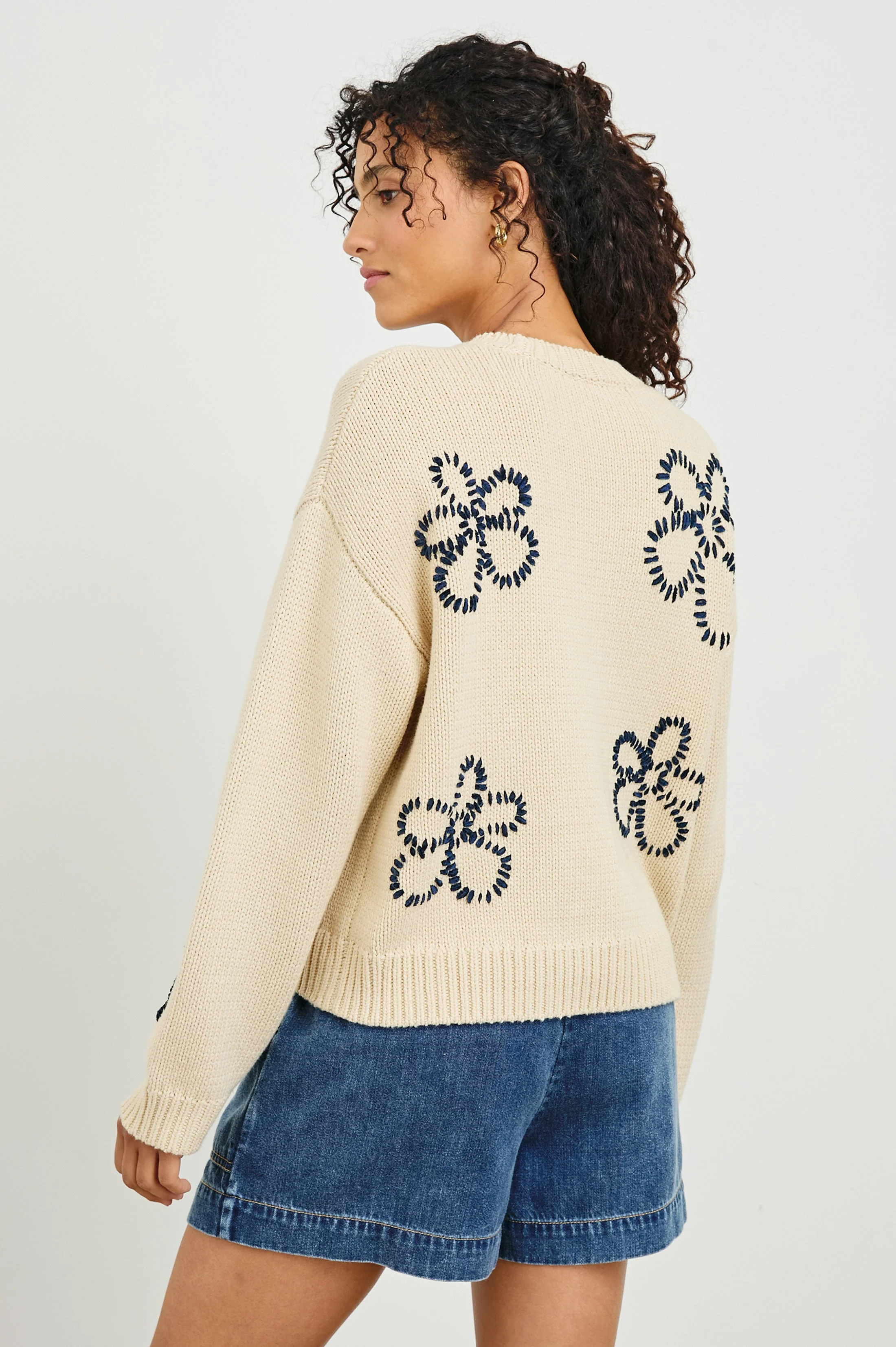 ZOEY SWEATER - IVORY NAVY STITCHED DAISIES - Image 5